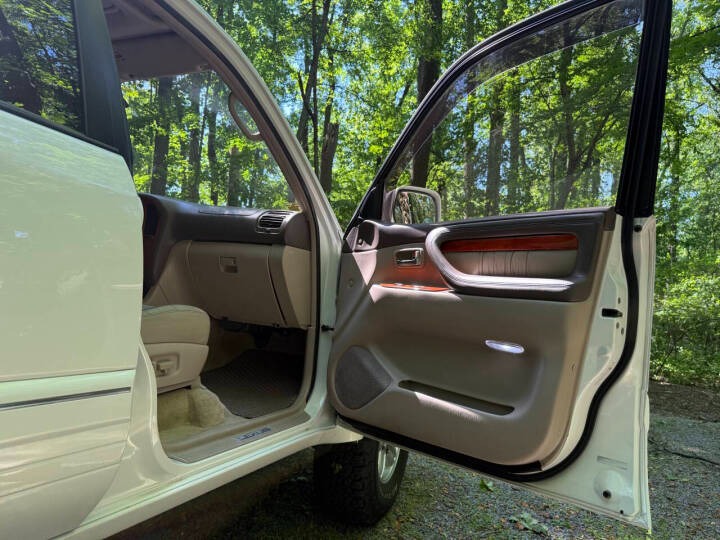 2000 Lexus LX 470