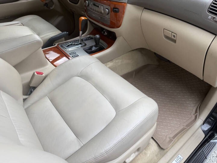 2003 Lexus LX 470