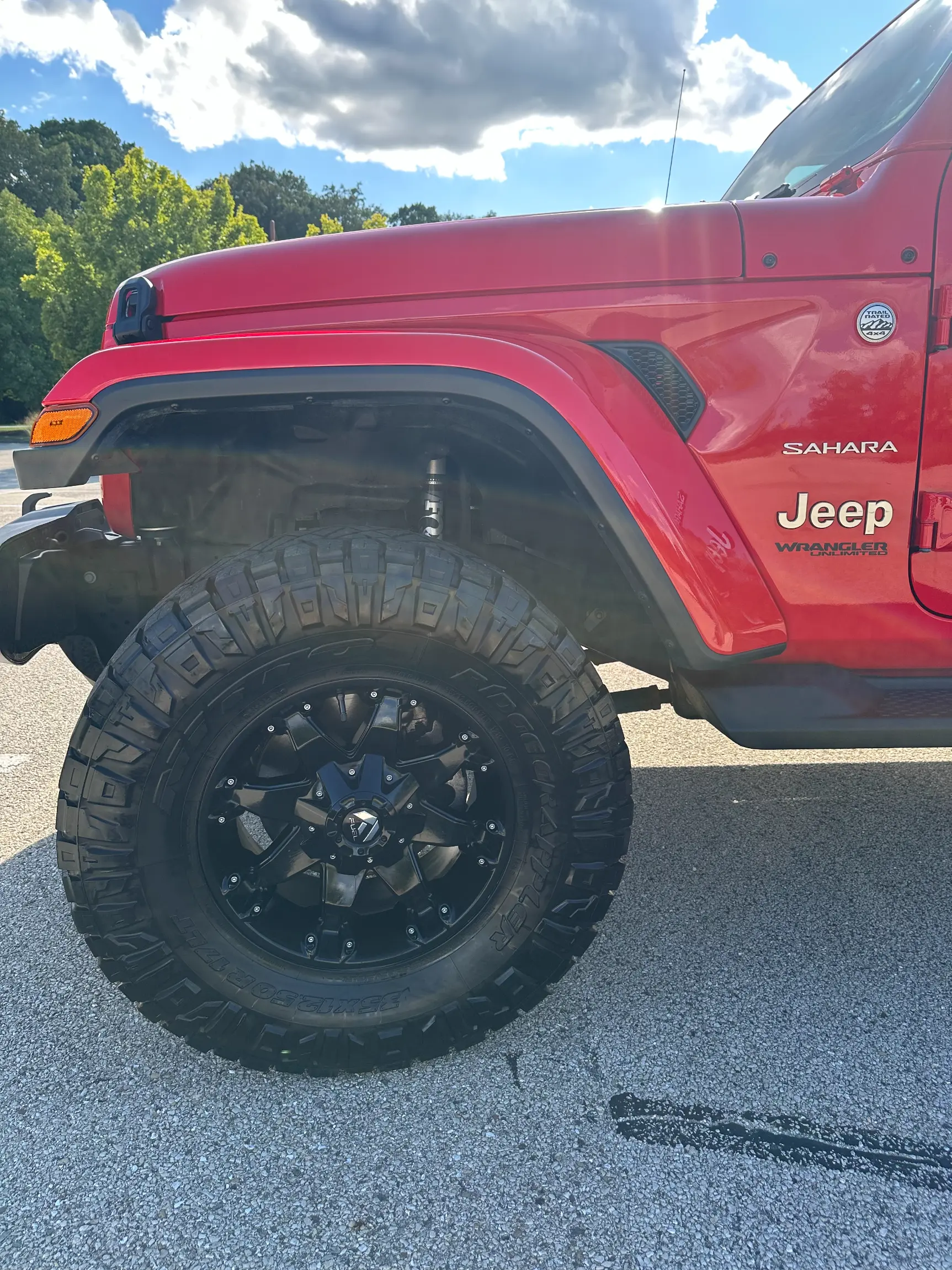 Sold: 2021 Jeep Wrangler Unlimited Sahara 4×4