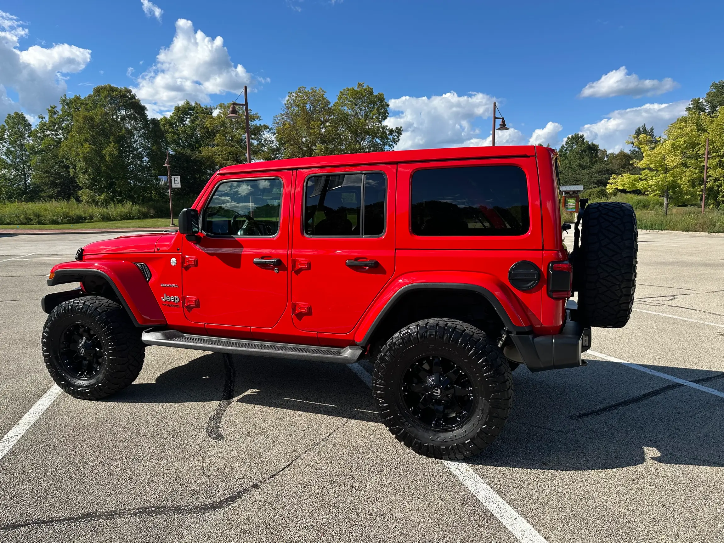 Sold: 2021 Jeep Wrangler Unlimited Sahara 4×4