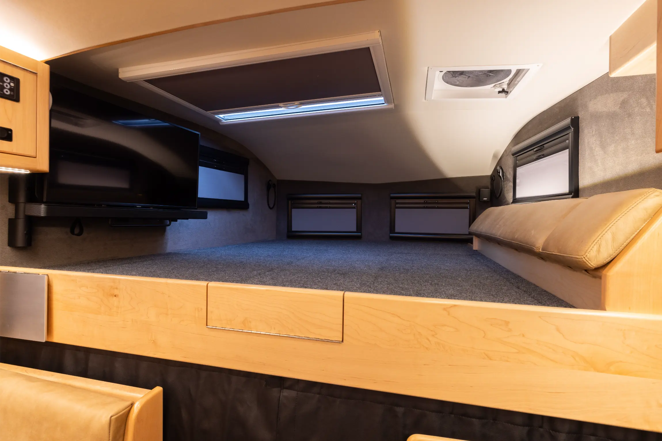 2021 EarthRoamer XV-LTi 031