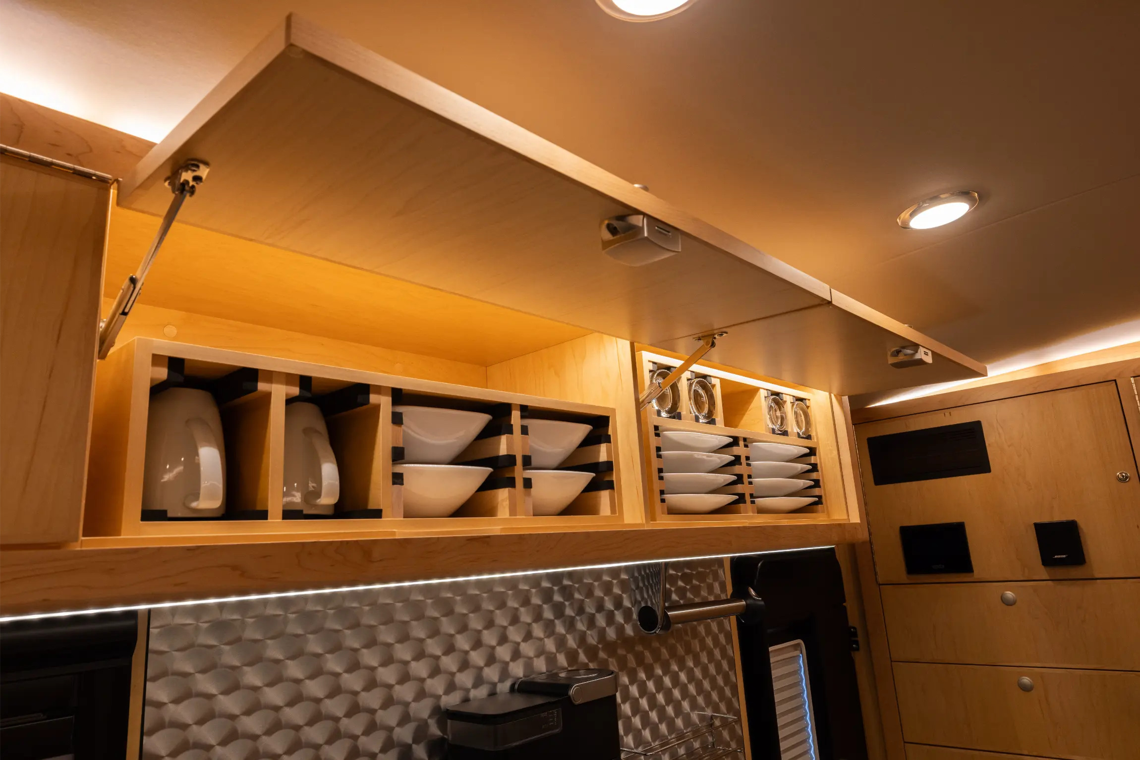 2021 EarthRoamer XV-LTi 031