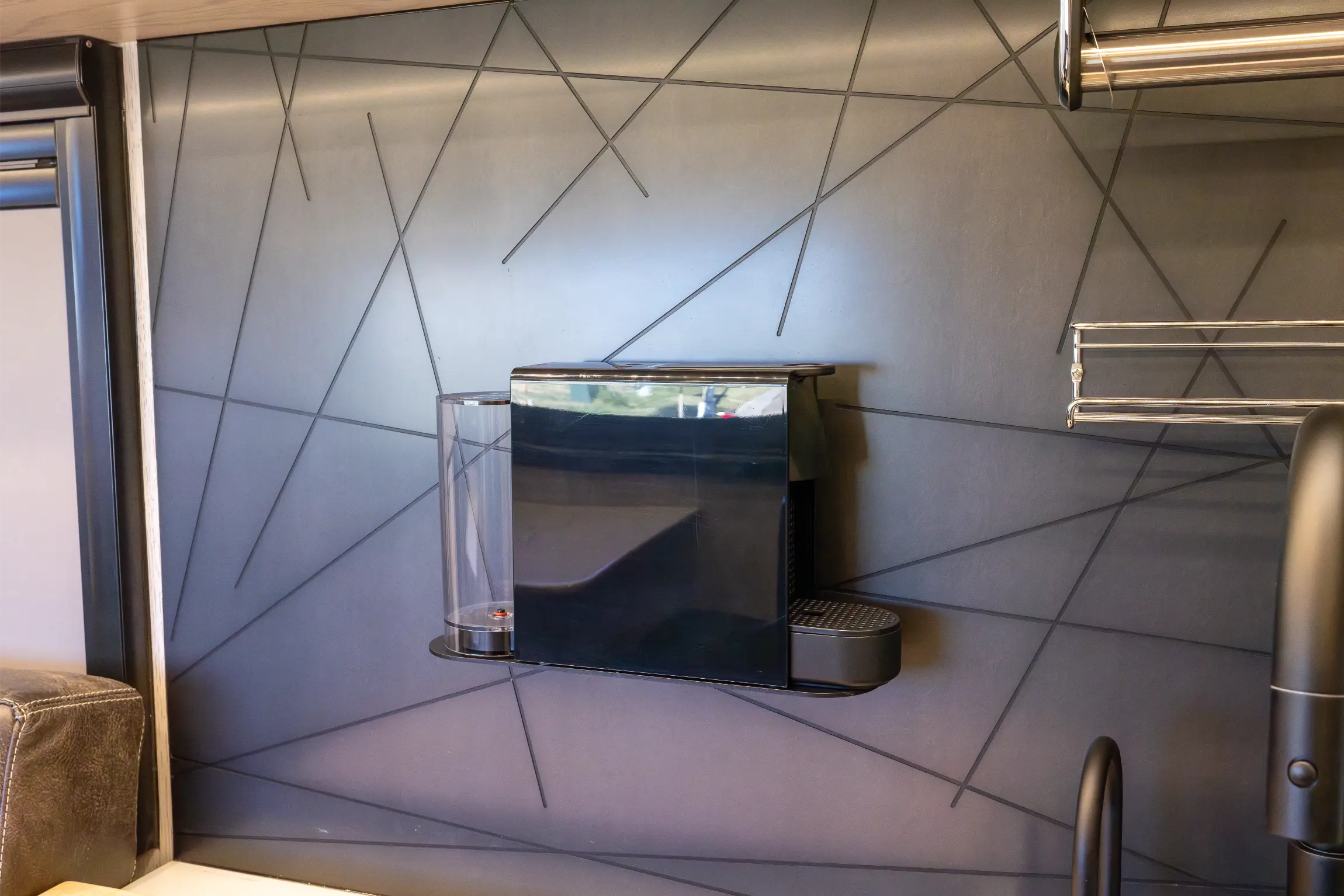 2023 EarthRoamer XV-LTi 116