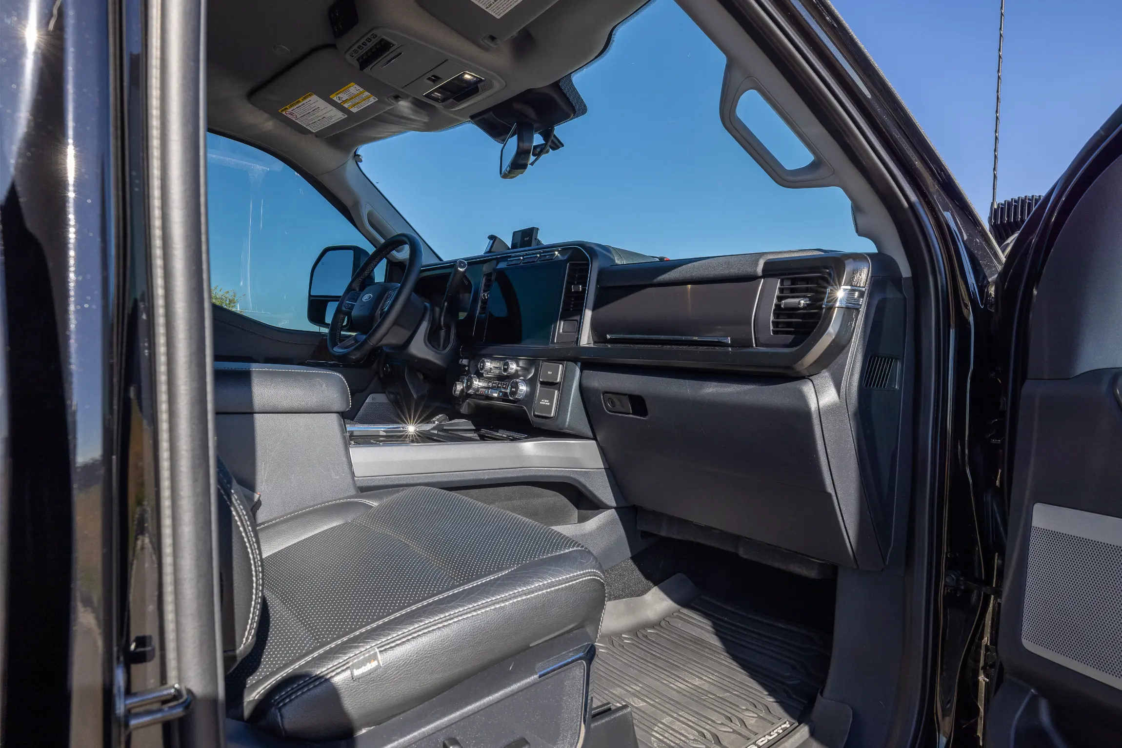 2023 EarthRoamer XV-LTi 116