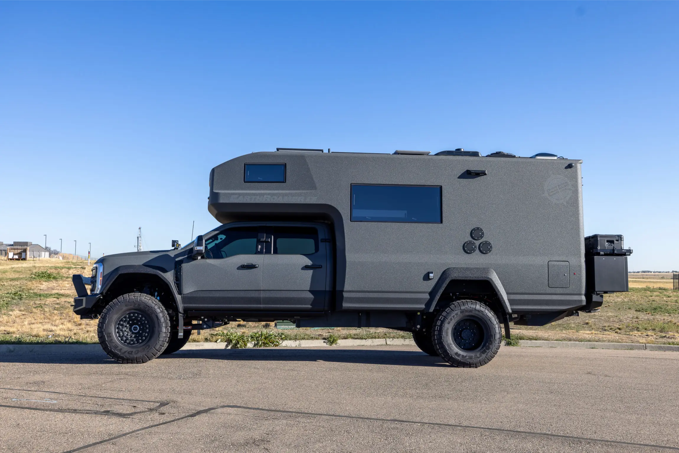 2023 EarthRoamer XV-LTi 116