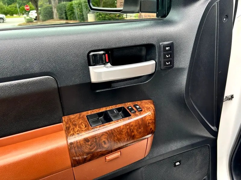 2010 Toyota Tundra Limited