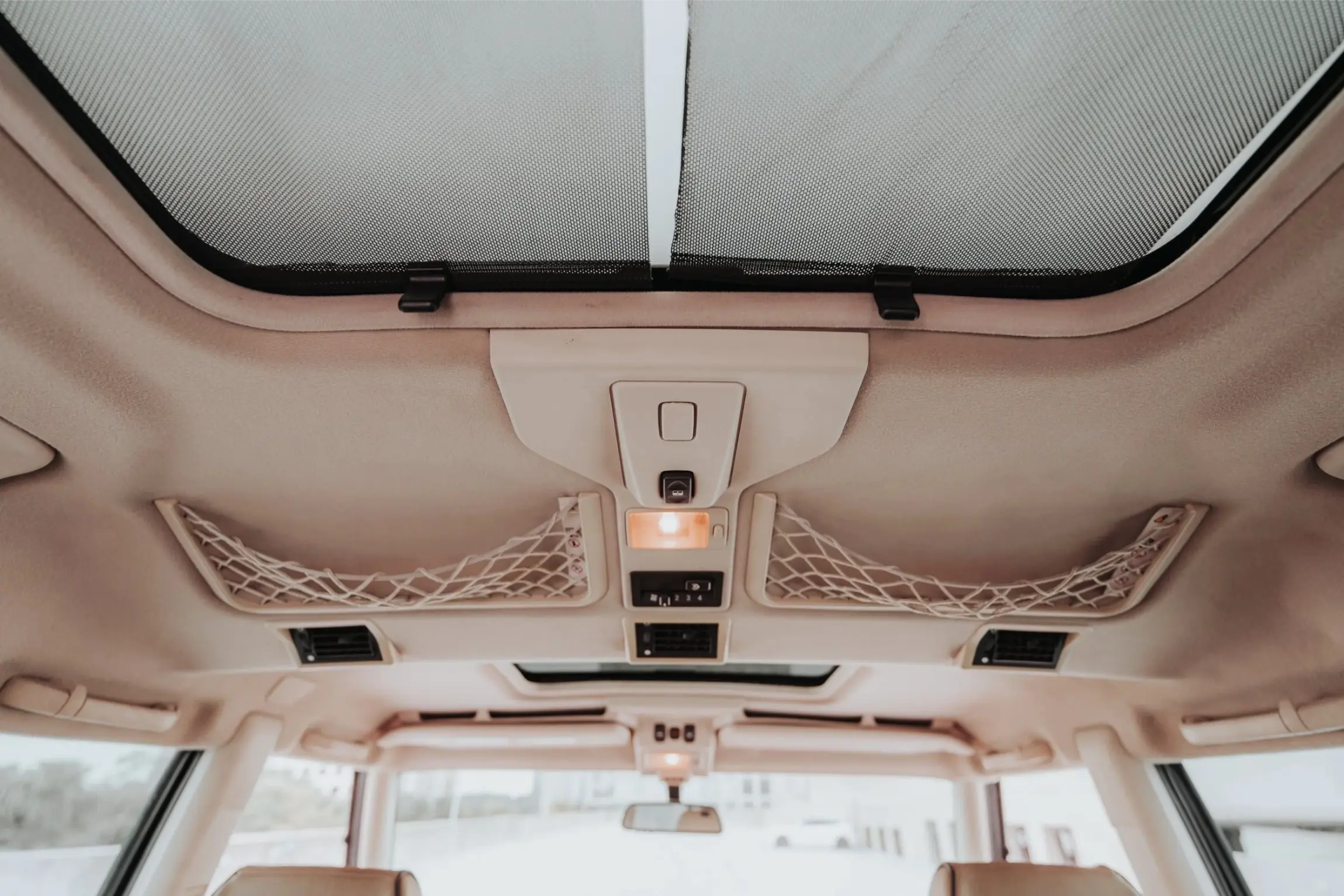 Rutland Red 2000 Land Rover Discovery II