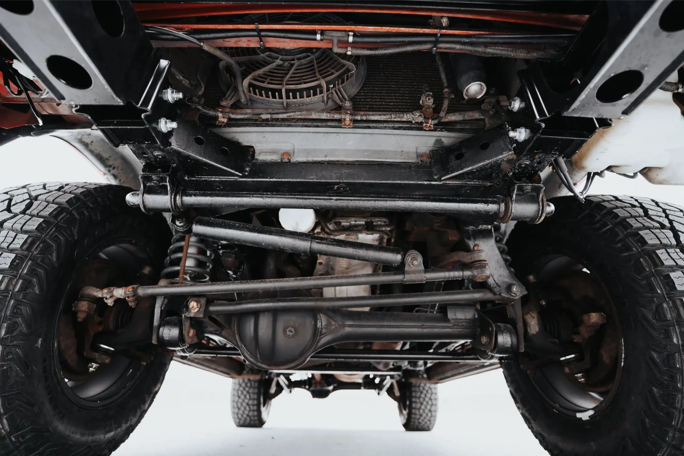 Rutland Red 2000 Land Rover Discovery II