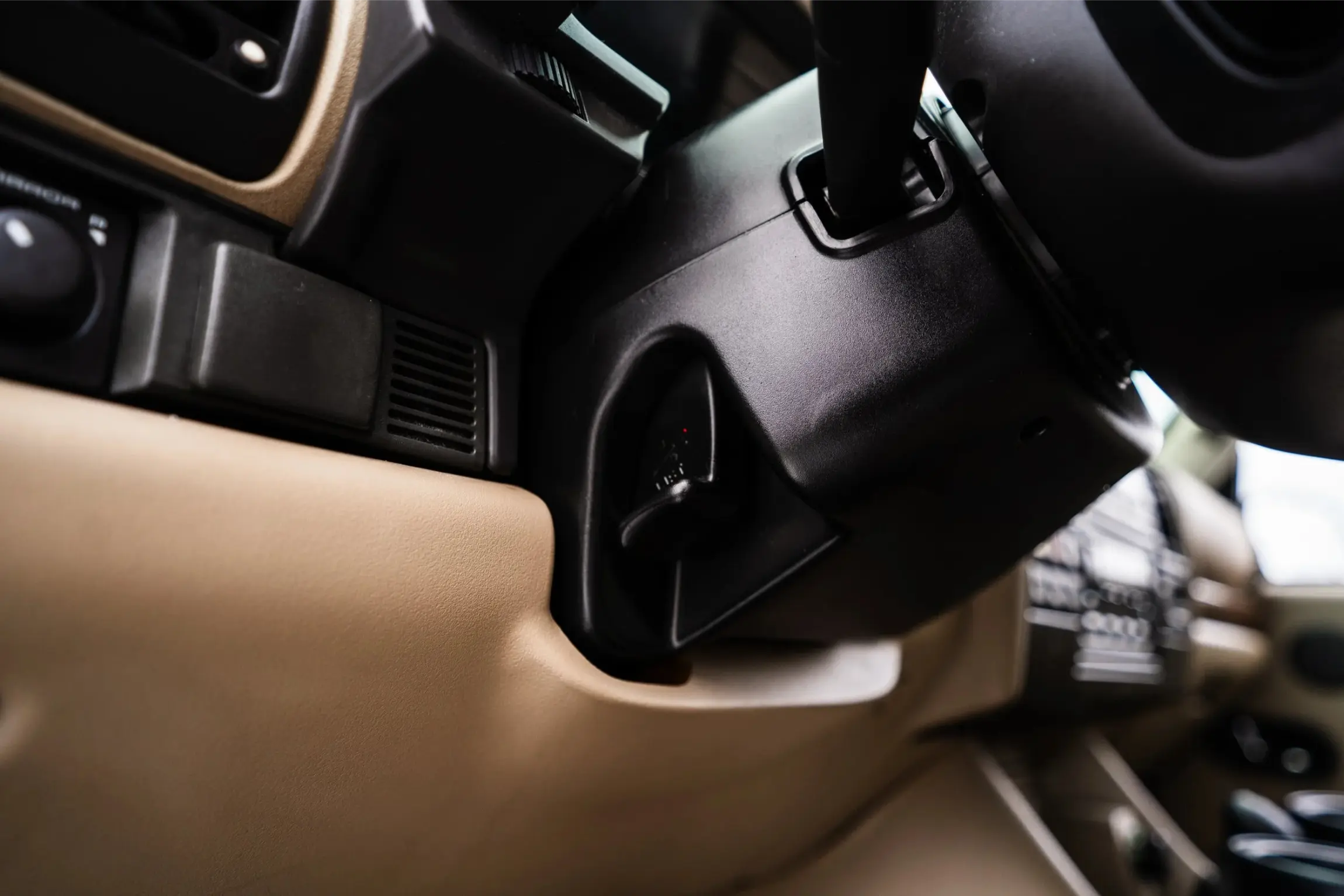 Rutland Red 2000 Land Rover Discovery II