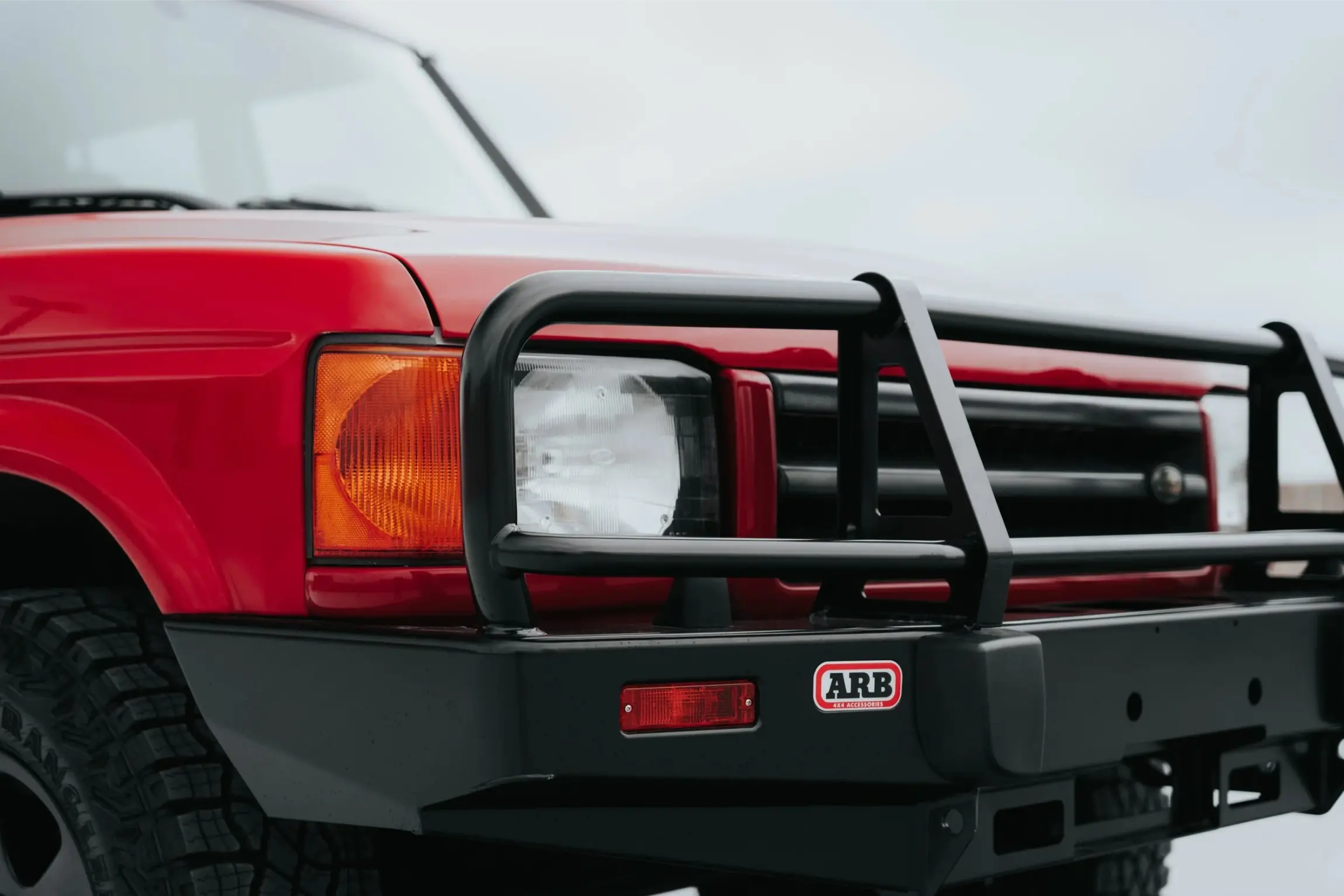 Rutland Red 2000 Land Rover Discovery II