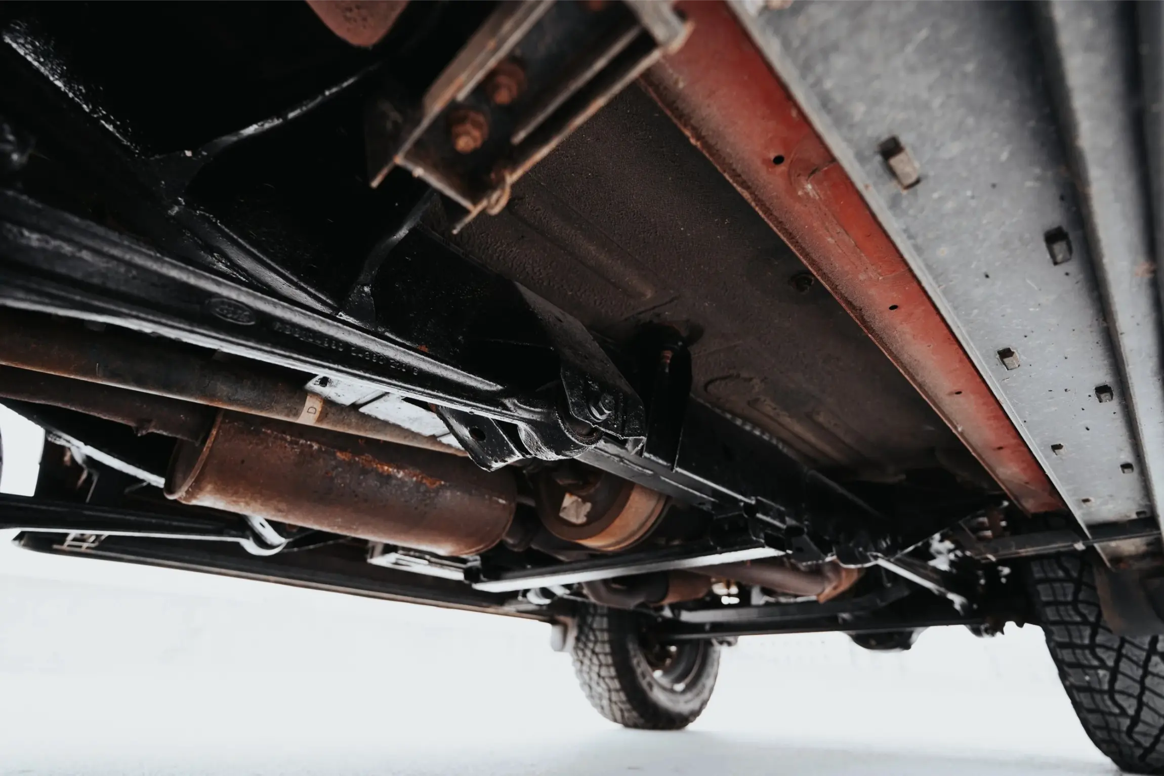 Rutland Red 2000 Land Rover Discovery II