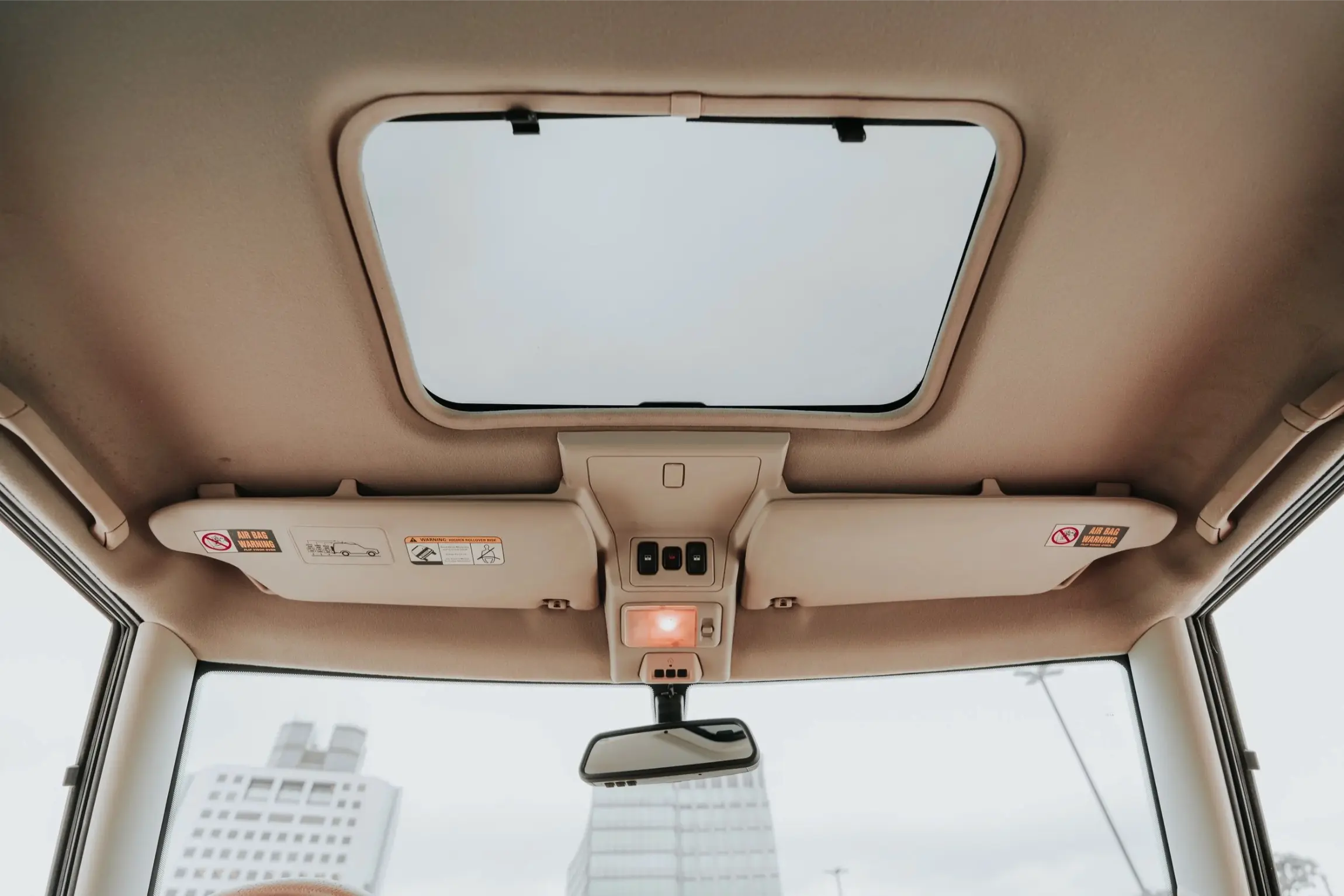 Rutland Red 2000 Land Rover Discovery II