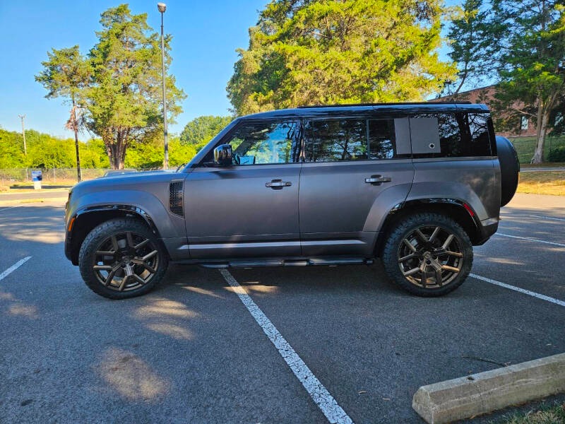 2025 Land Rover Defender 110 P635 OCTA