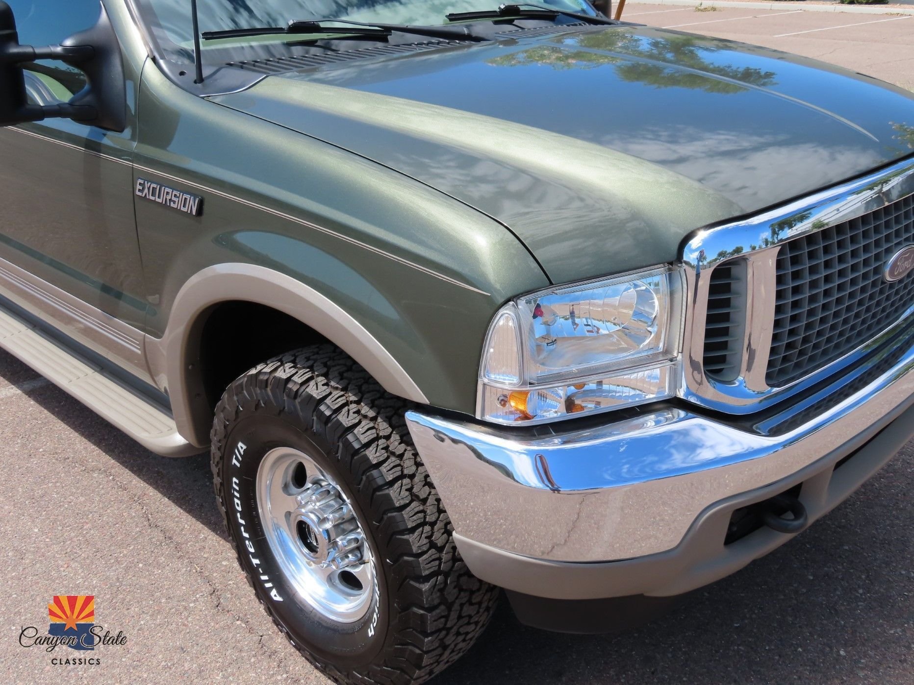Sold: 2000 Ford Excursion