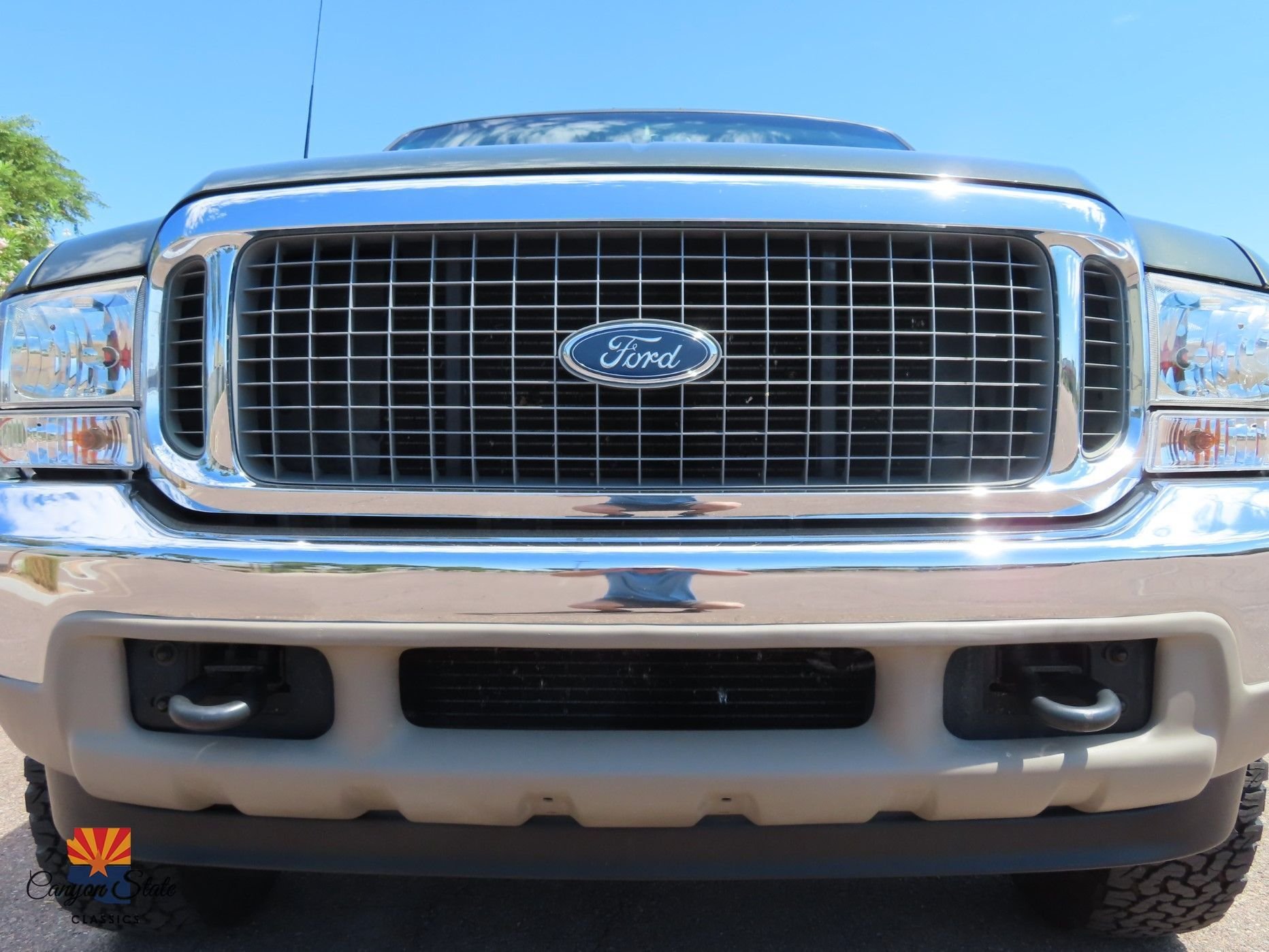 Sold: 2000 Ford Excursion
