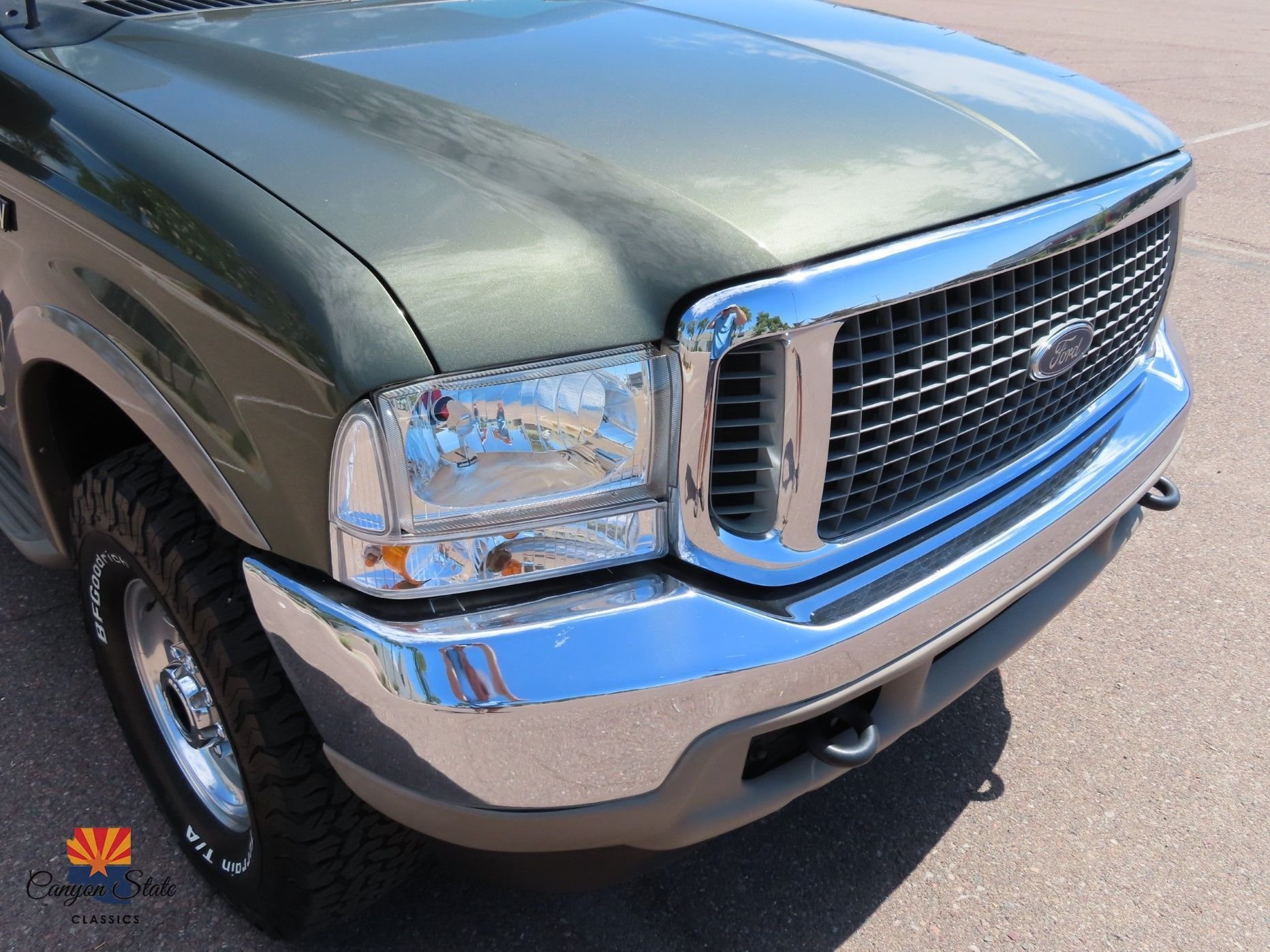 Sold: 2000 Ford Excursion