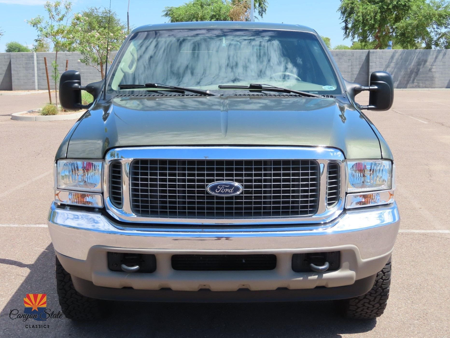 Sold: 2000 Ford Excursion