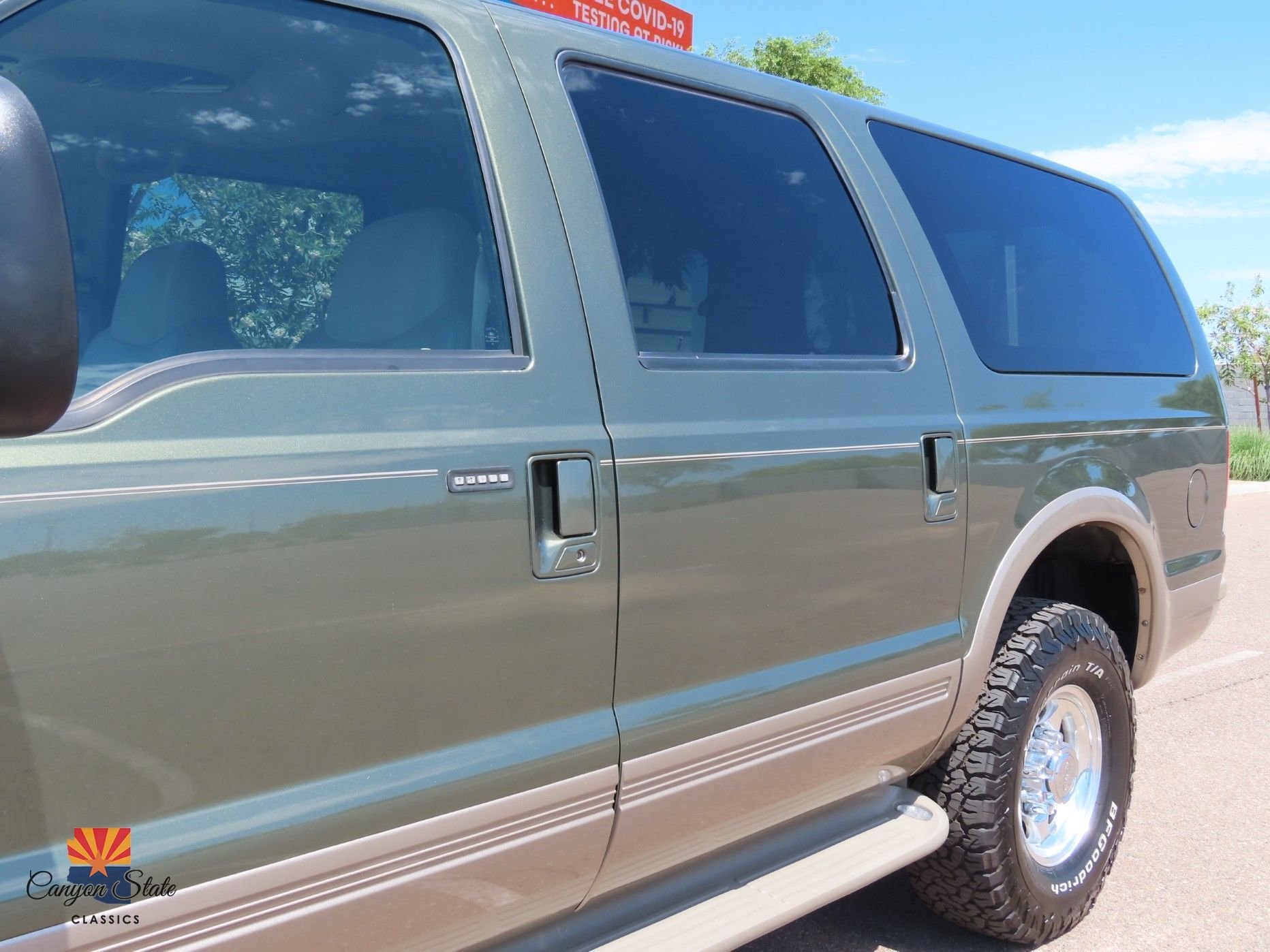 Sold: 2000 Ford Excursion