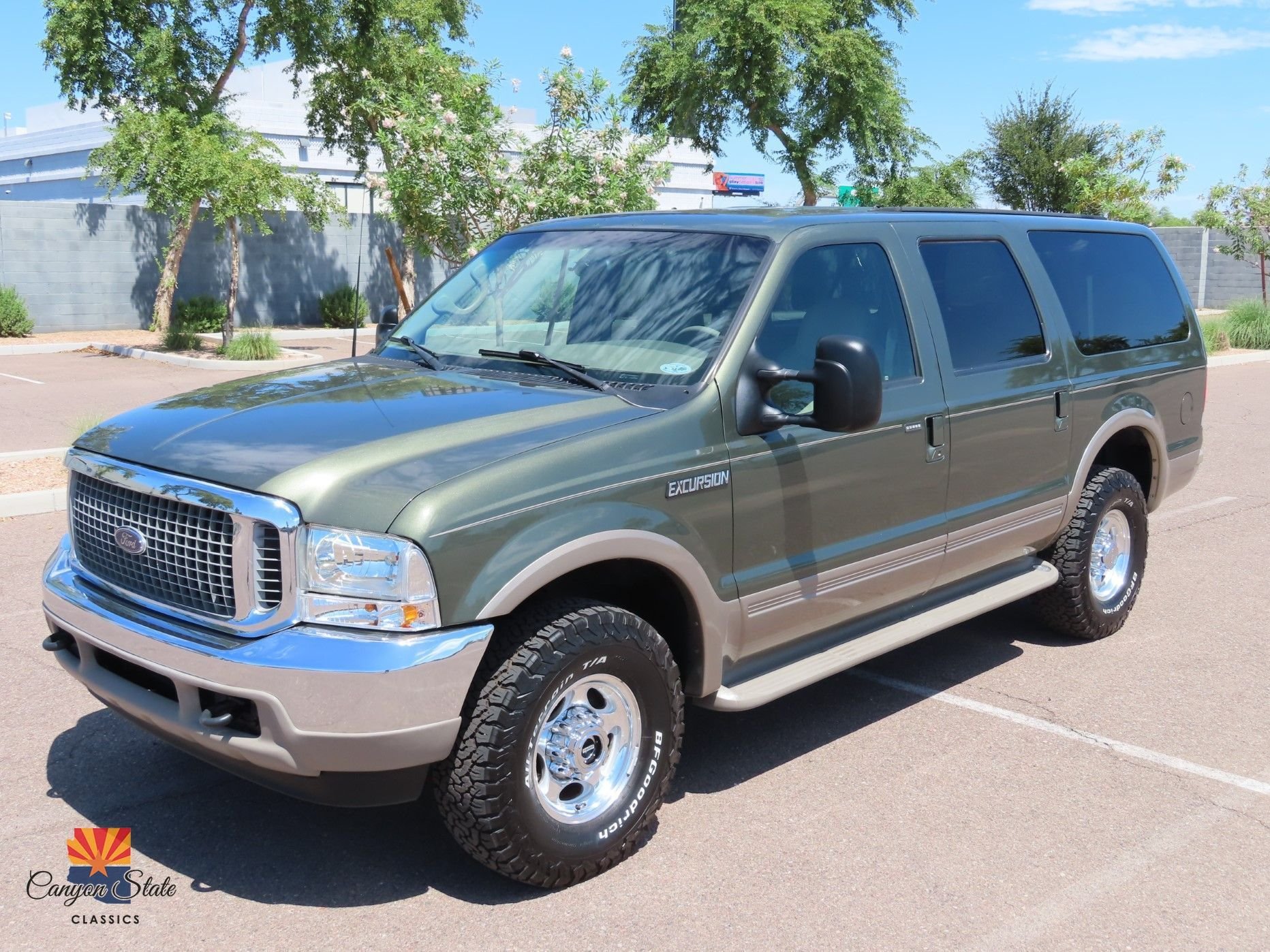 Sold: 2000 Ford Excursion