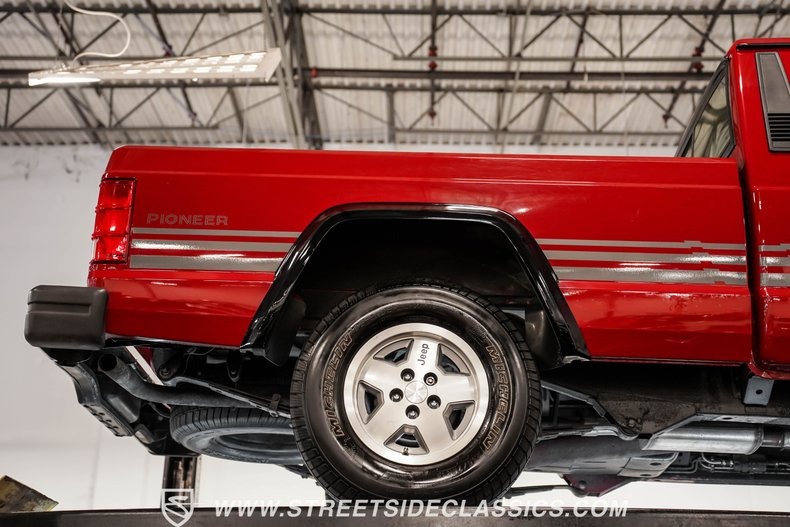 23k-Mile 1991 Jeep Comanche Pioneer