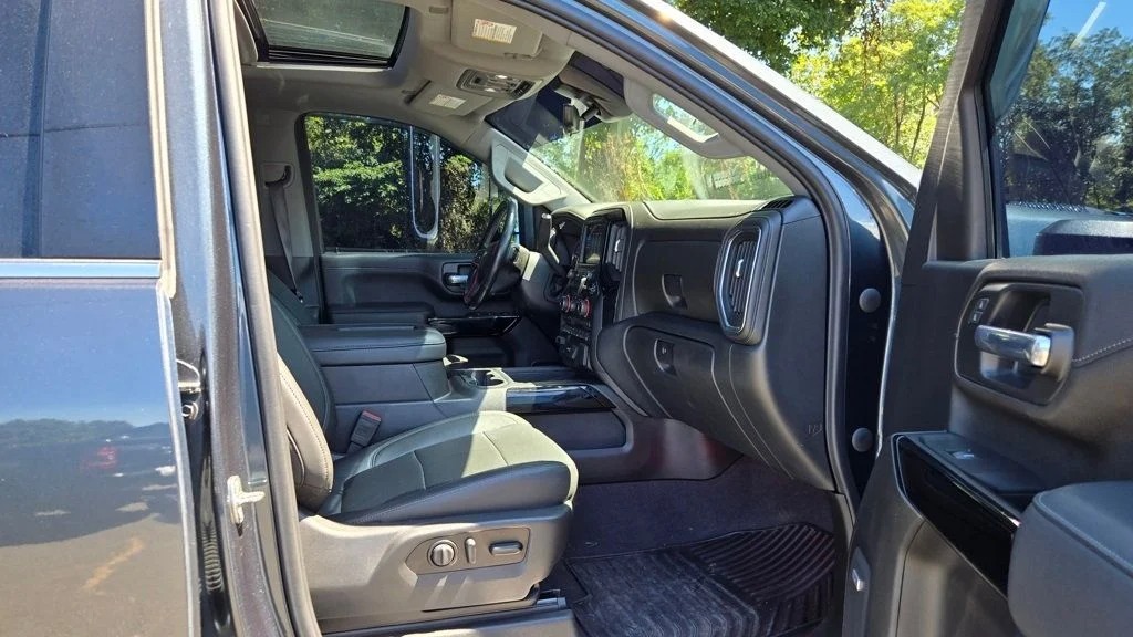2020 Chevrolet Silverado 2500HD LTZ Black Widow