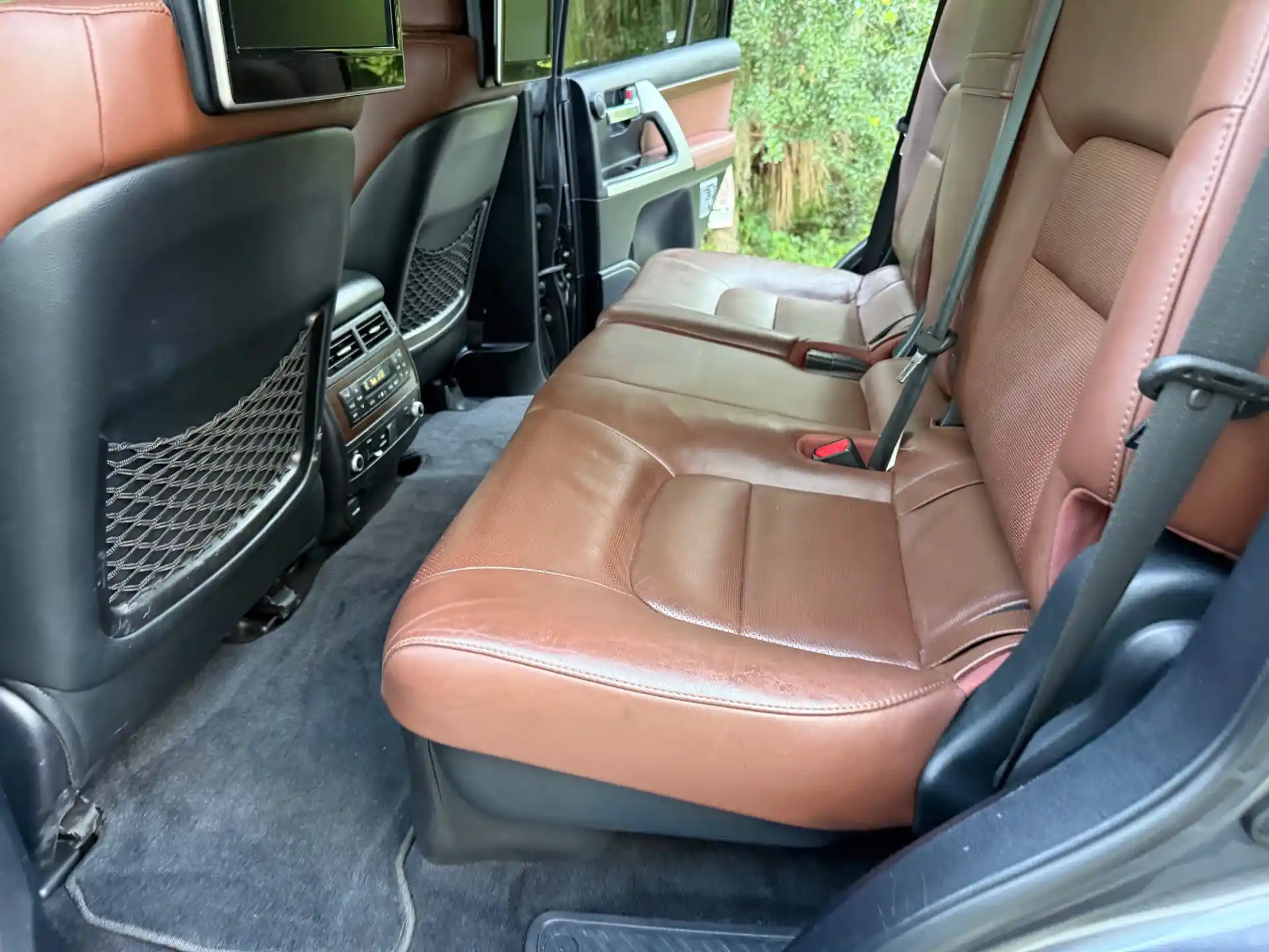 2016 Toyota Land Cruiser