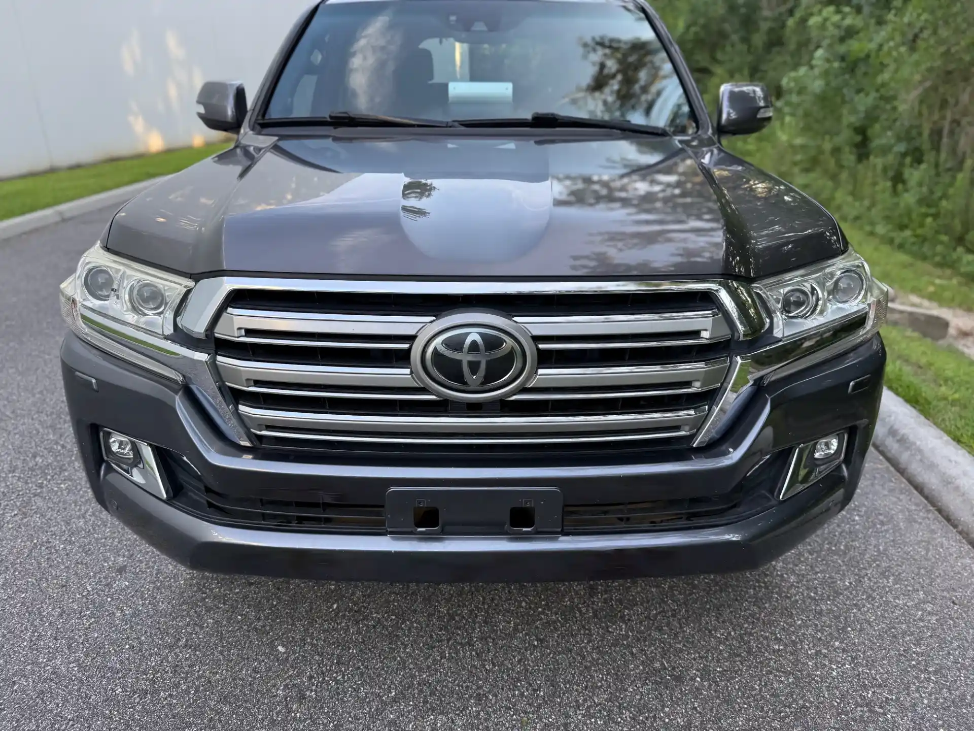 2016 Toyota Land Cruiser