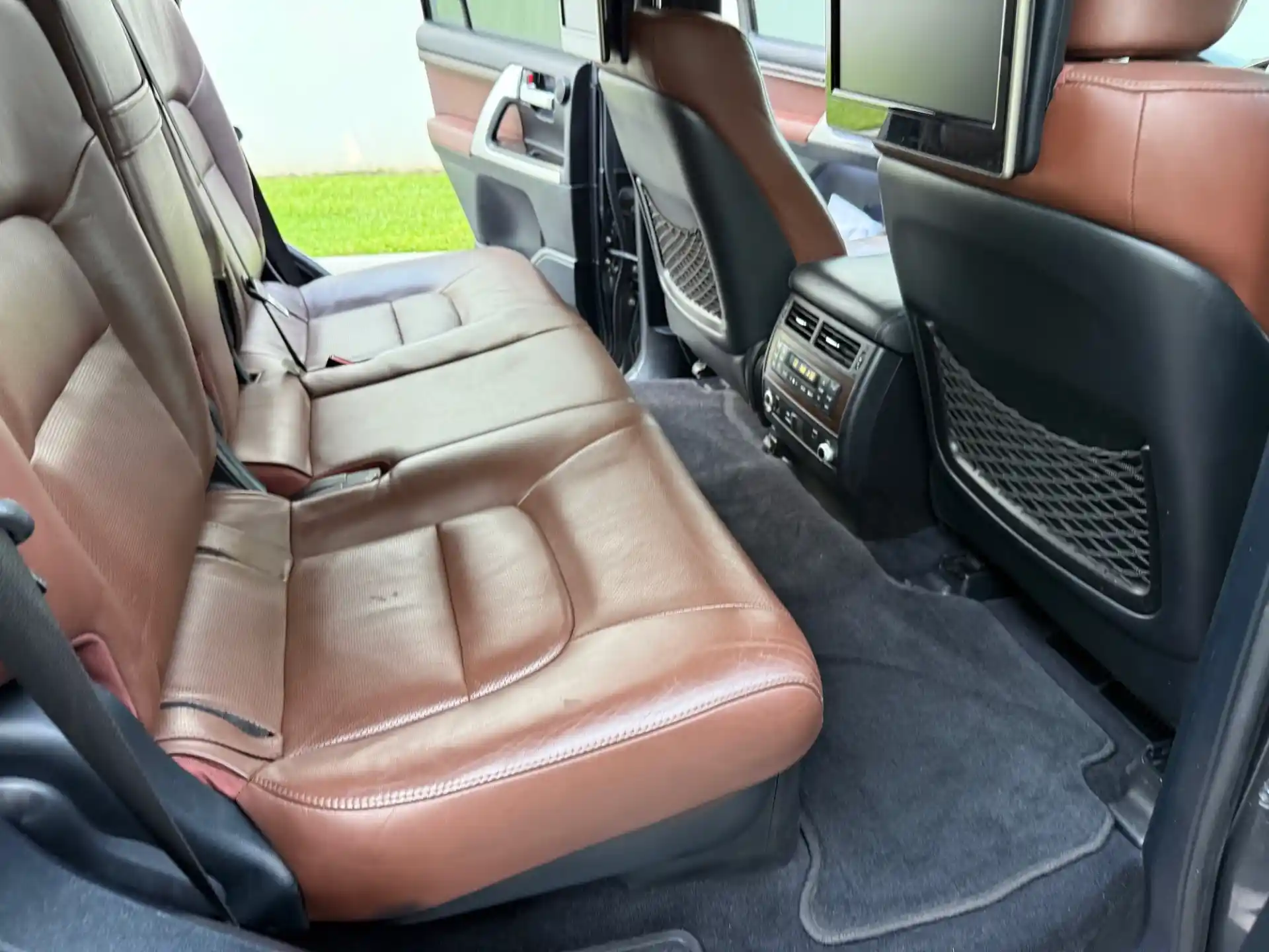 2016 Toyota Land Cruiser