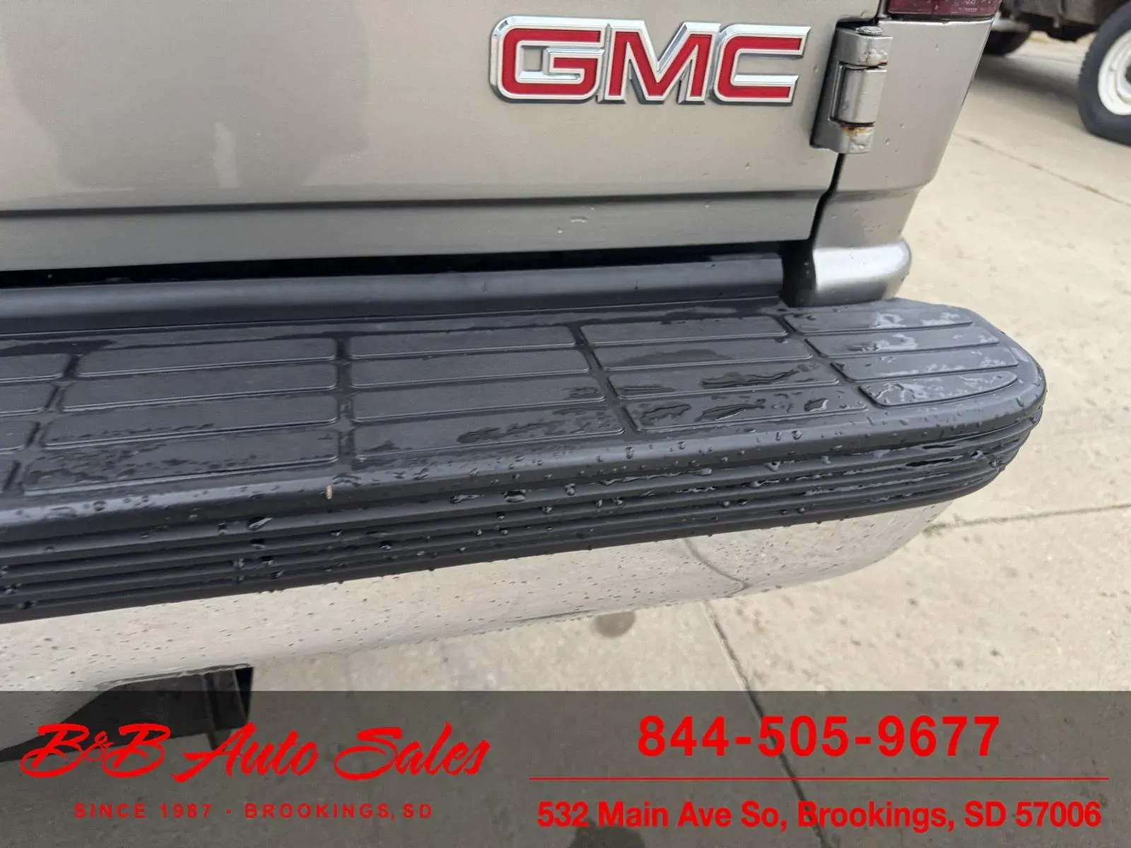1999 GMC Suburban