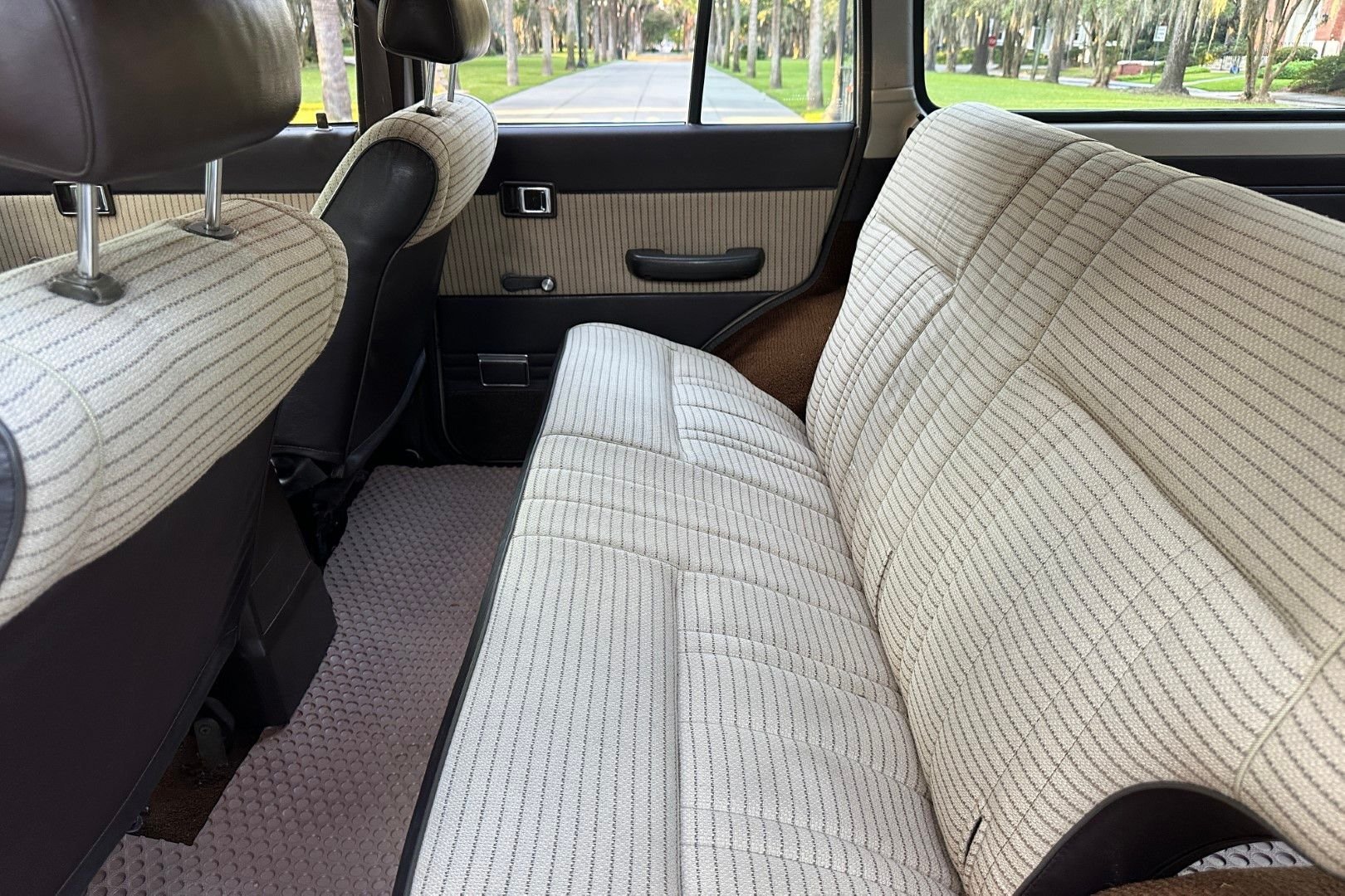 Sold: 1987 Toyota Land Cruiser FJ60