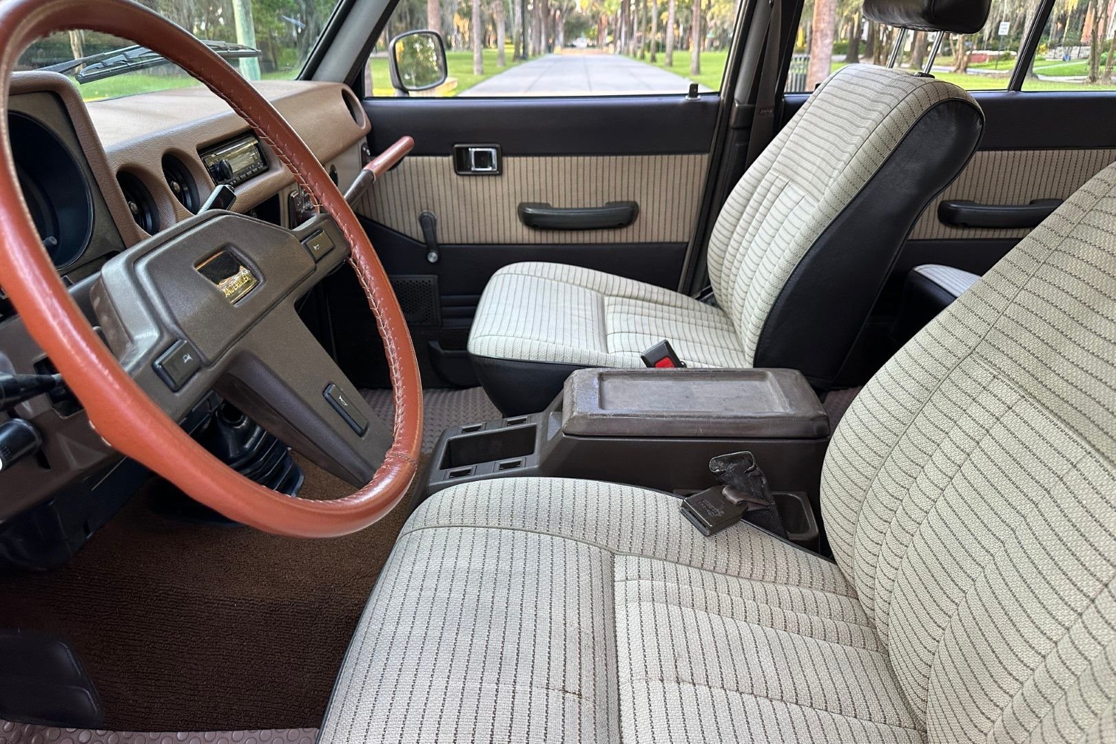 Sold: 1987 Toyota Land Cruiser FJ60