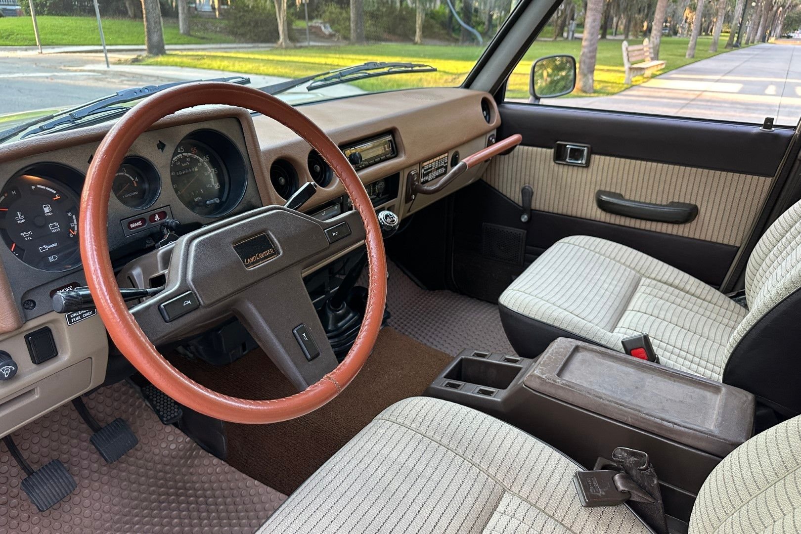 Sold: 1987 Toyota Land Cruiser FJ60