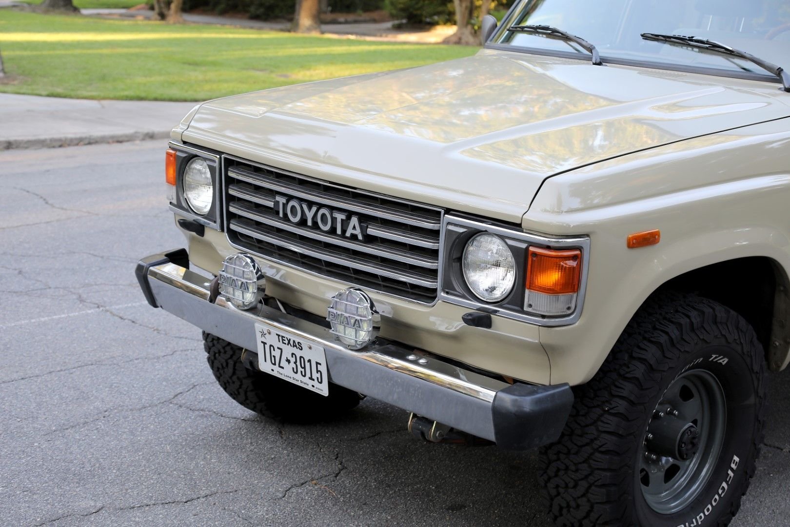 Sold: 1987 Toyota Land Cruiser FJ60