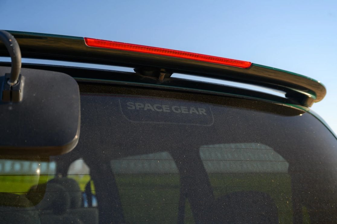 Auction: 1999 Mitsubishi Delica Space Gear Jasper