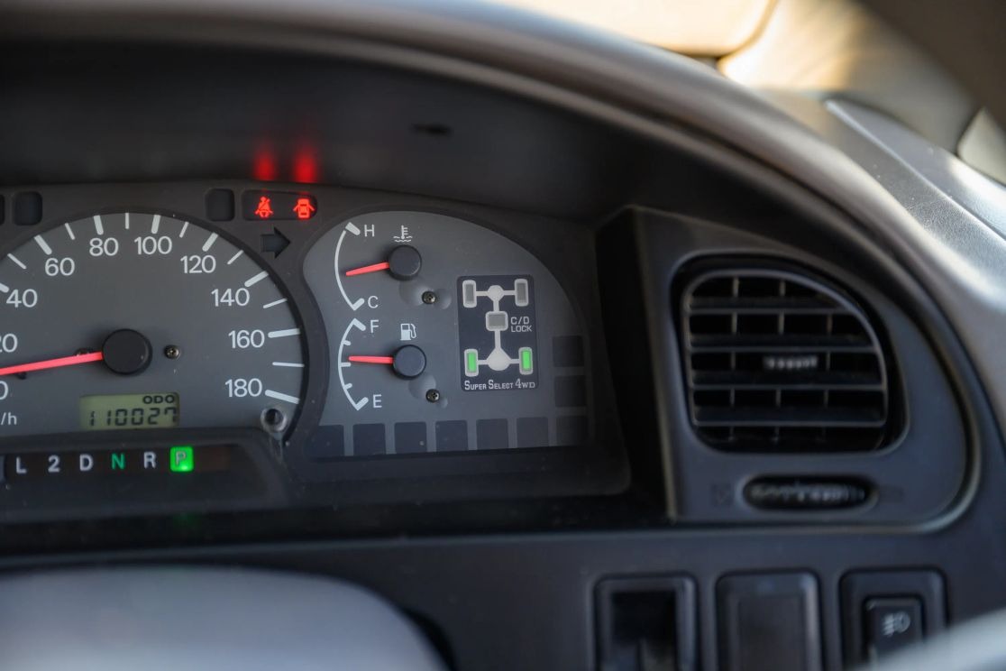 Auction: 1999 Mitsubishi Delica Space Gear Jasper