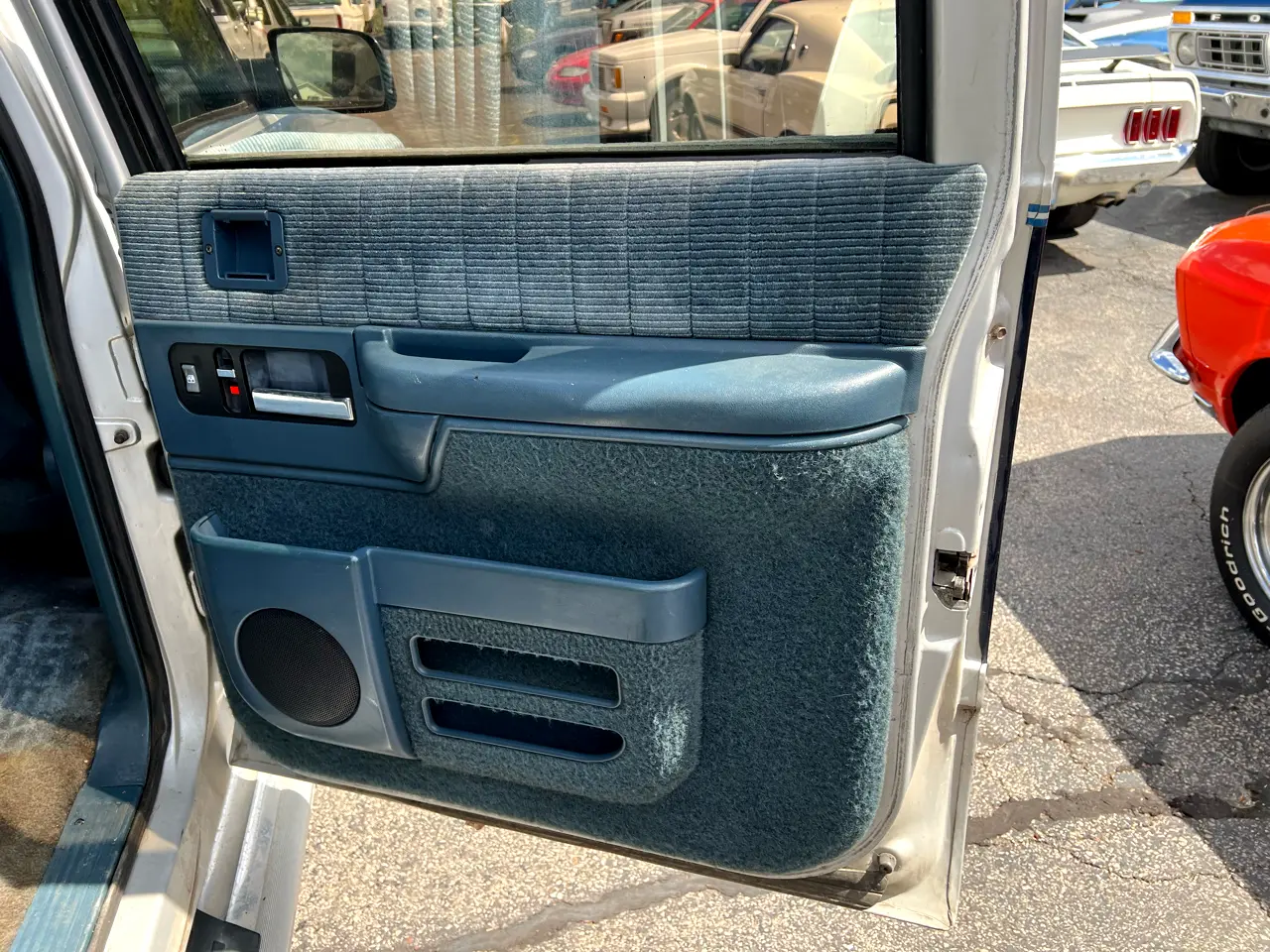 1993 Chevrolet Suburban 2500