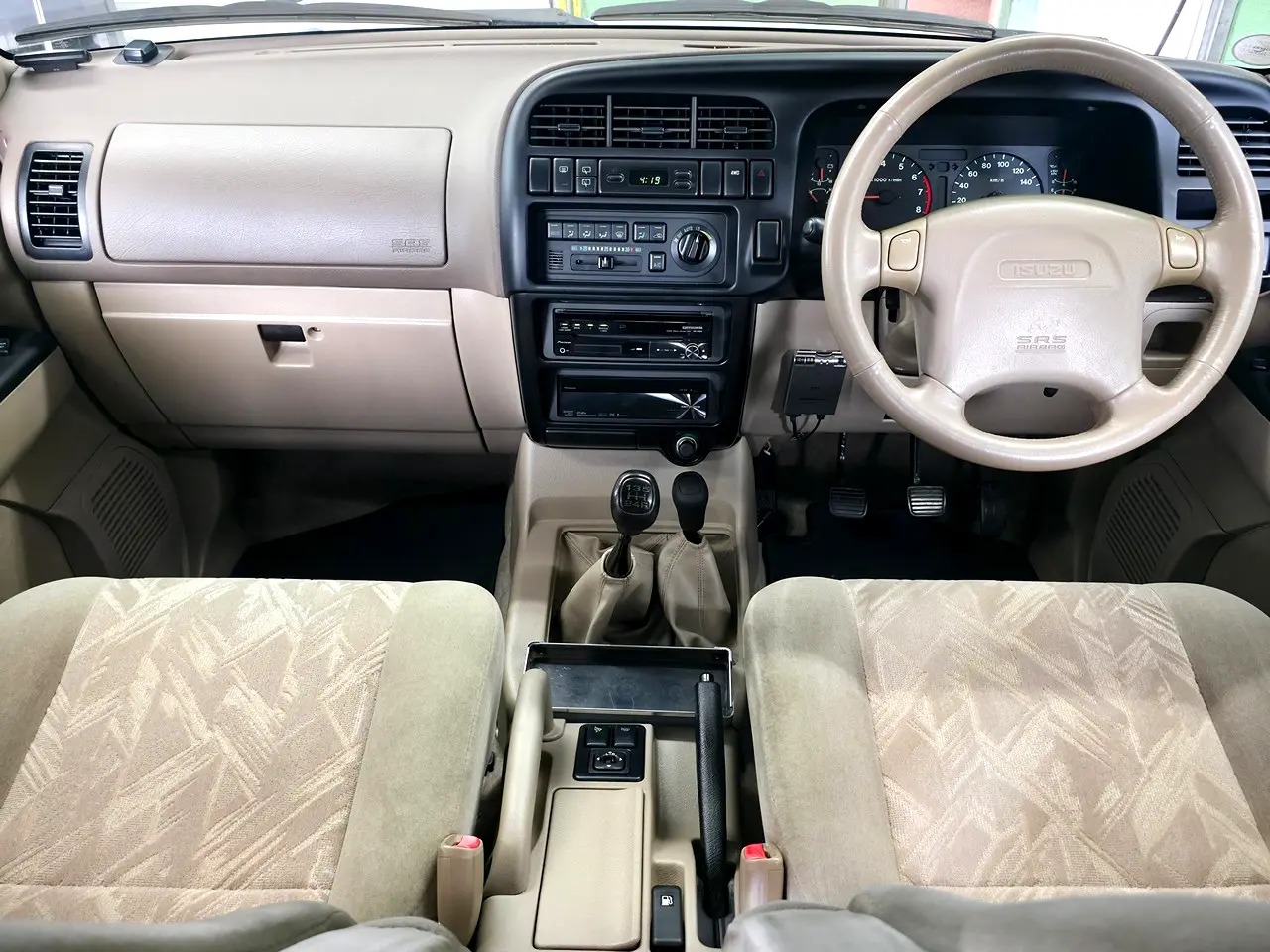2000 Isuzu Bighorn Plasir Long