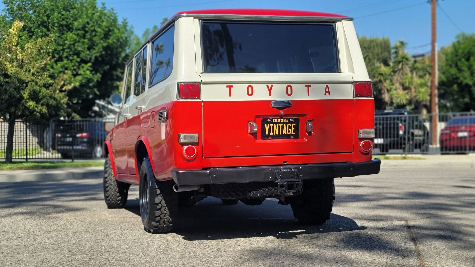 Sold: 1973 Toyota Land Cruiser FJ55
