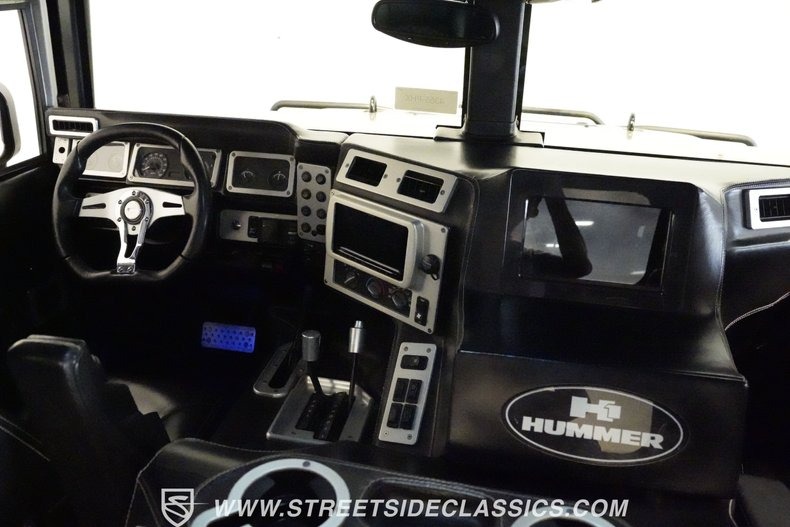 2003 Hummer H1