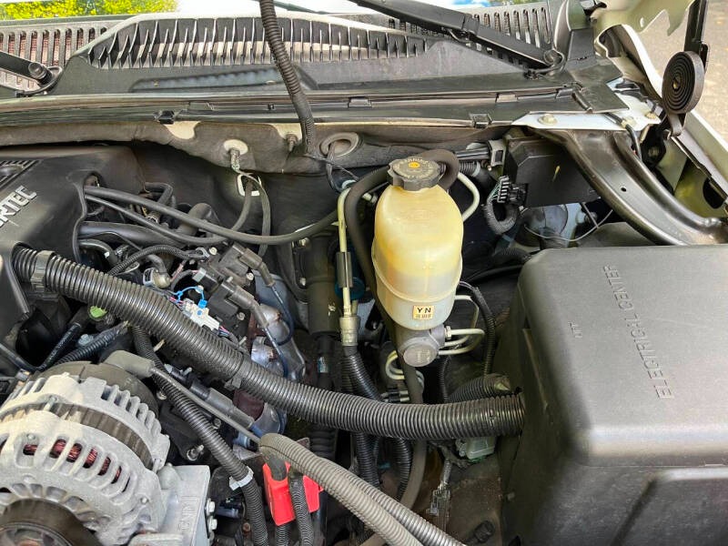 2000 Chevrolet Suburban 2500 LS