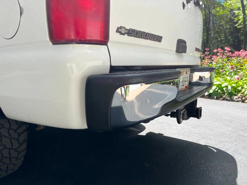 2000 Chevrolet Suburban 2500 LS