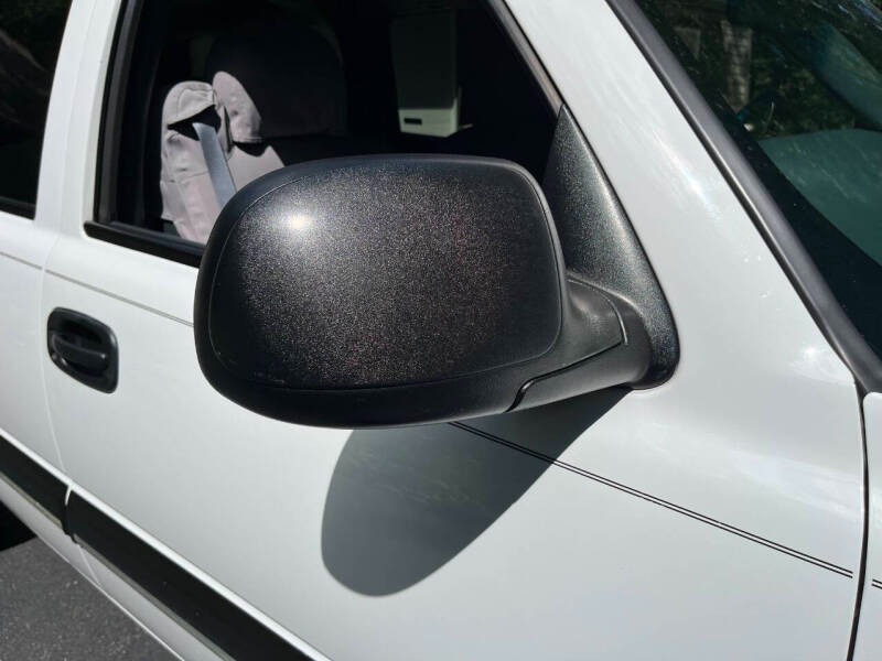 2000 Chevrolet Suburban 2500 LS