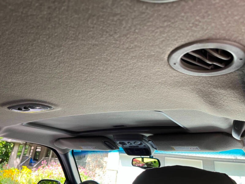 2000 Chevrolet Suburban 2500 LS