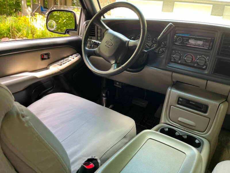 2000 Chevrolet Suburban 2500 LS