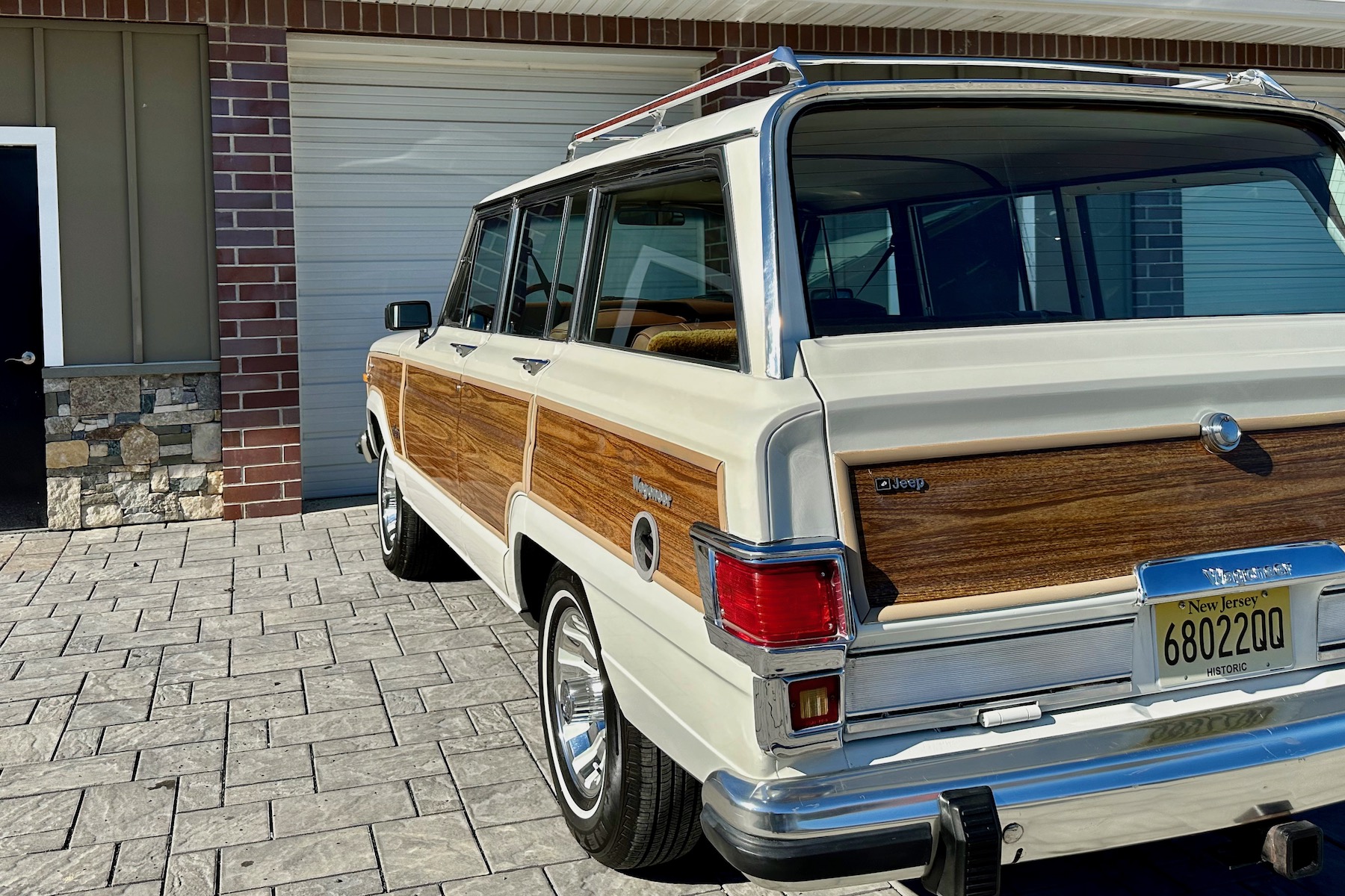 Sold: 1982 Jeep Wagoneer Limited