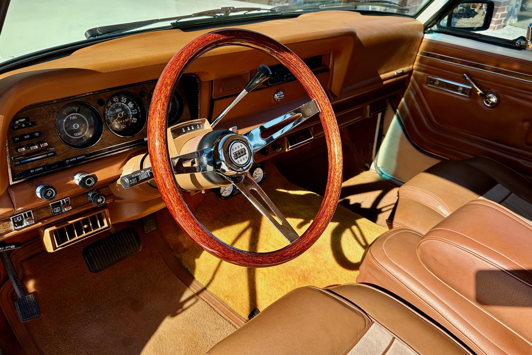 Sold: 1982 Jeep Wagoneer Limited