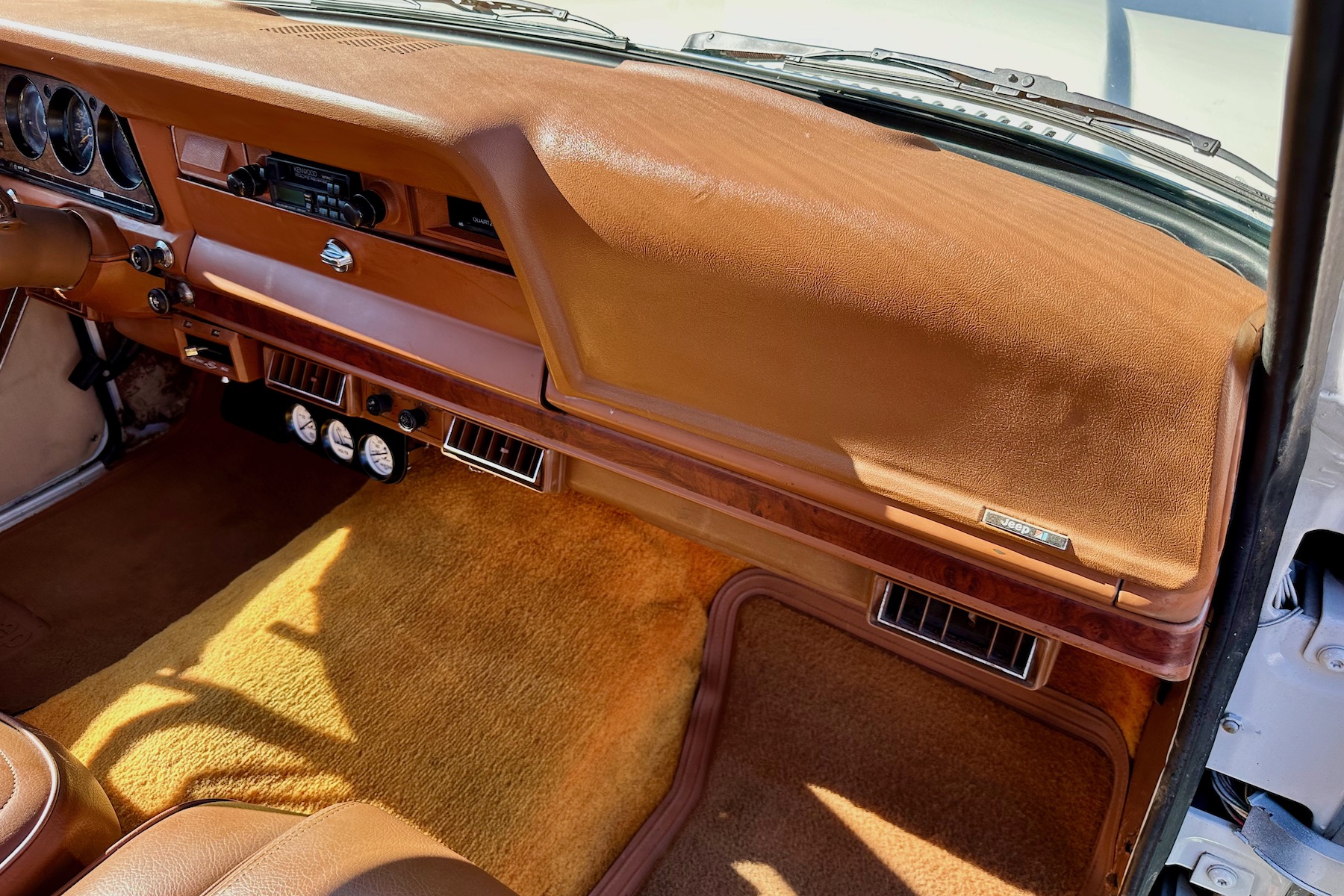 Sold: 1982 Jeep Wagoneer Limited - 3