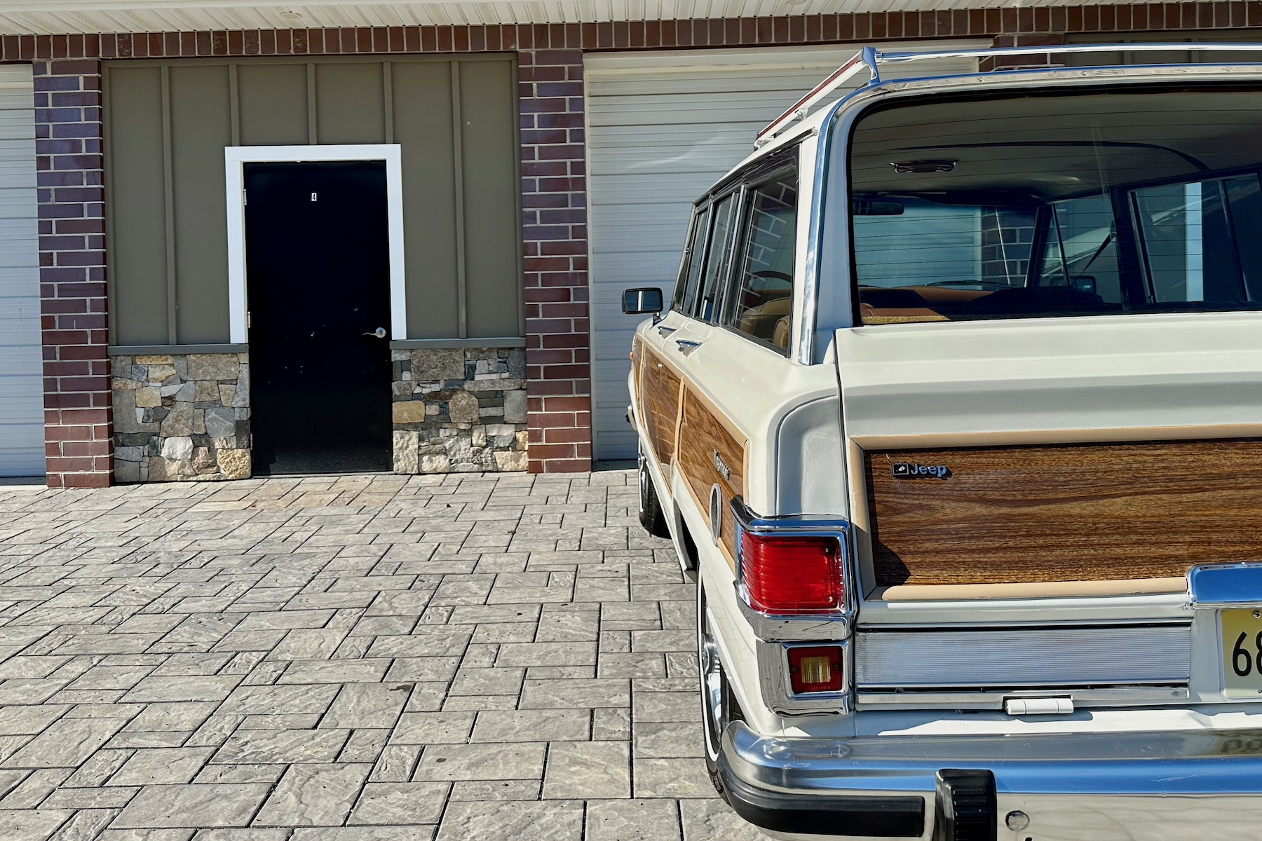 Sold: 1982 Jeep Wagoneer Limited