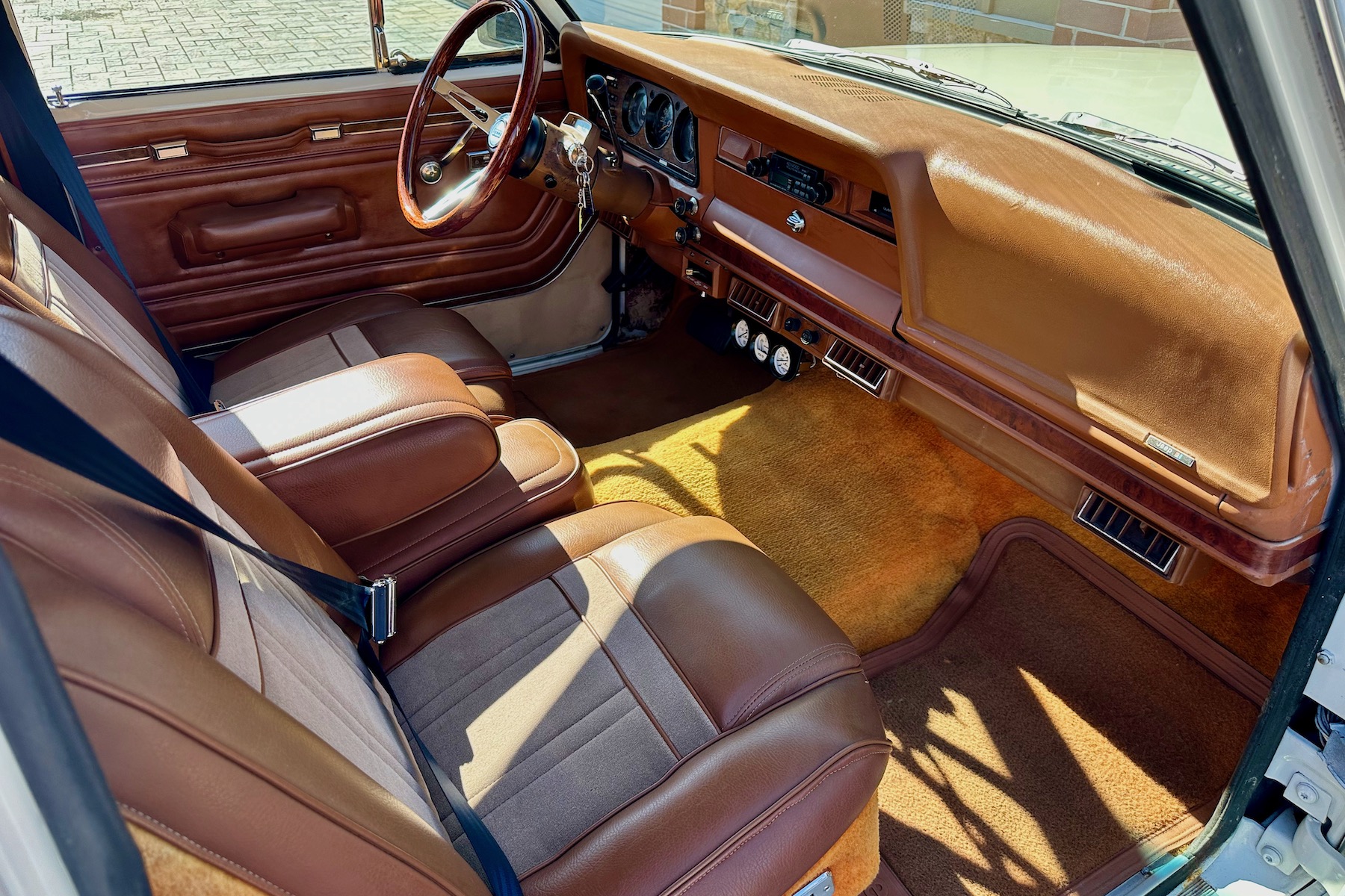 Sold: 1982 Jeep Wagoneer Limited - 5