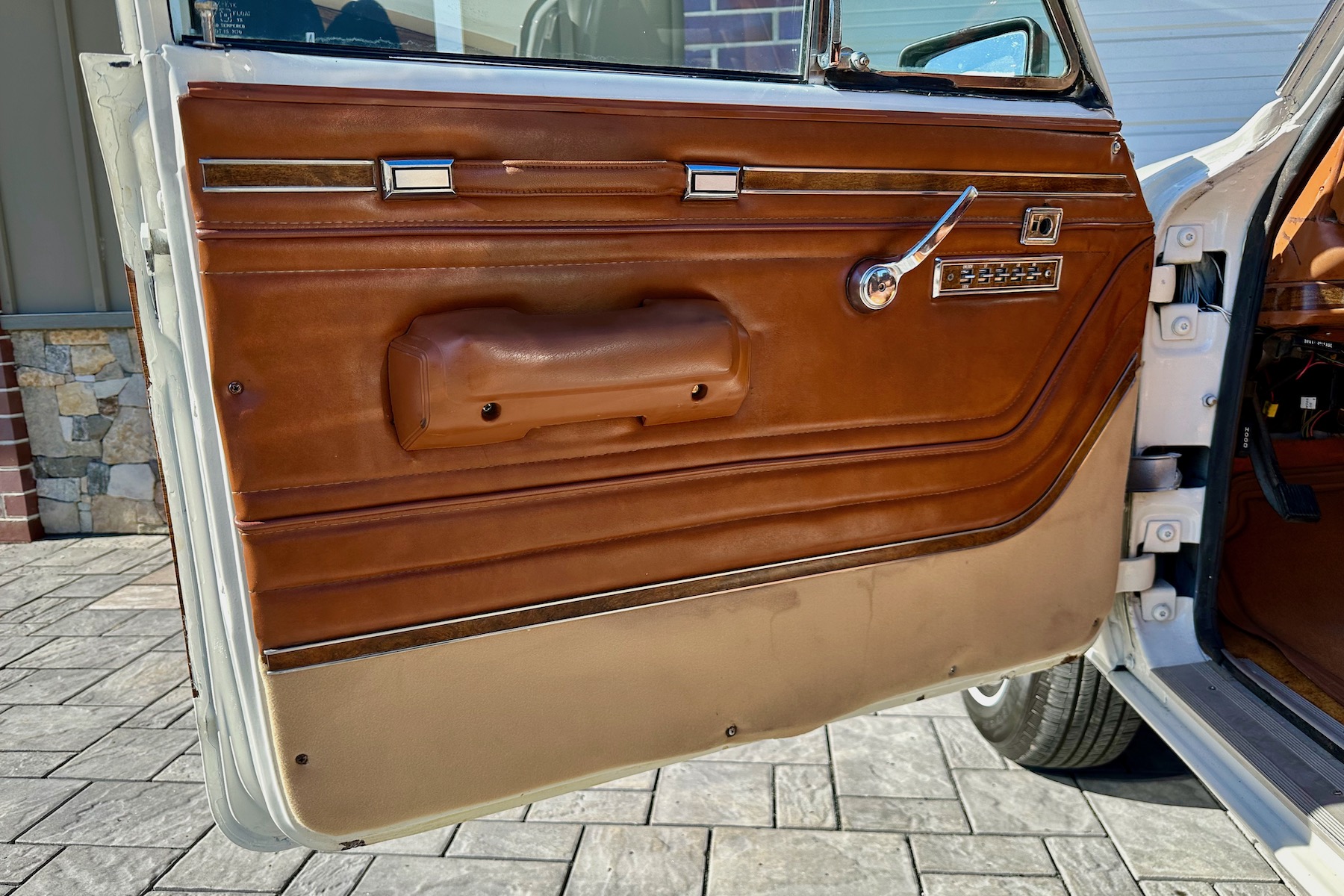 Sold: 1982 Jeep Wagoneer Limited